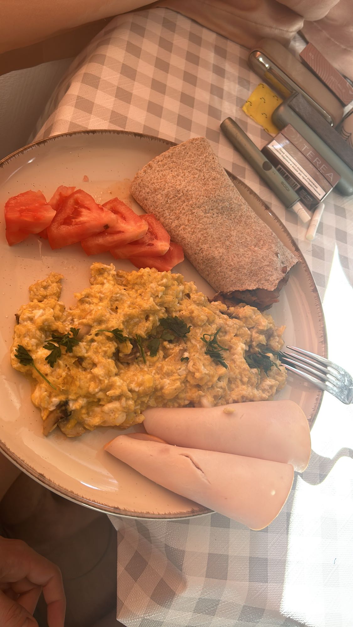 Scrambled Eggs with Wrap