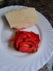 Sándwich de queso y pimiento