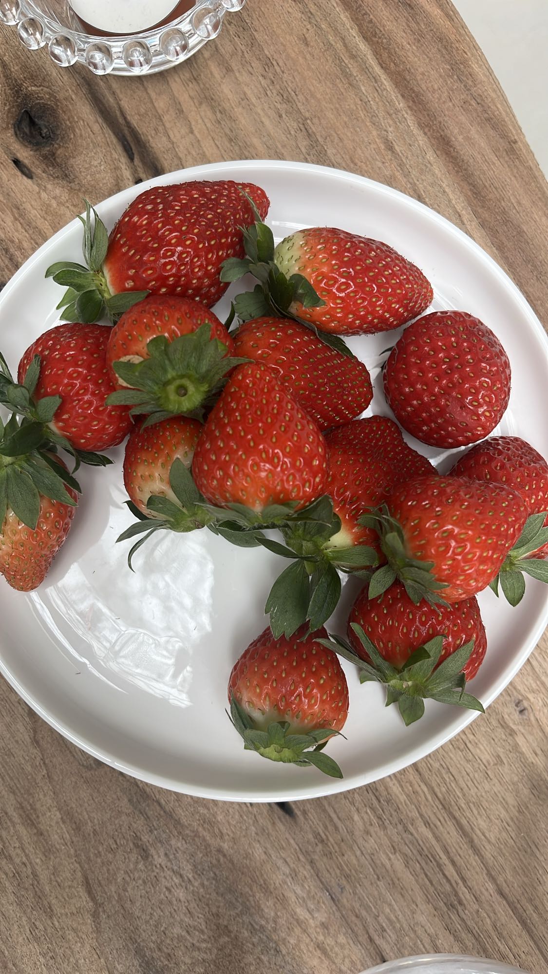 Truskawki na talerzu