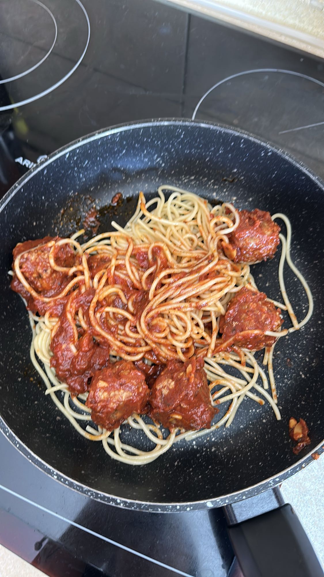 Spaghetti z klopsikami