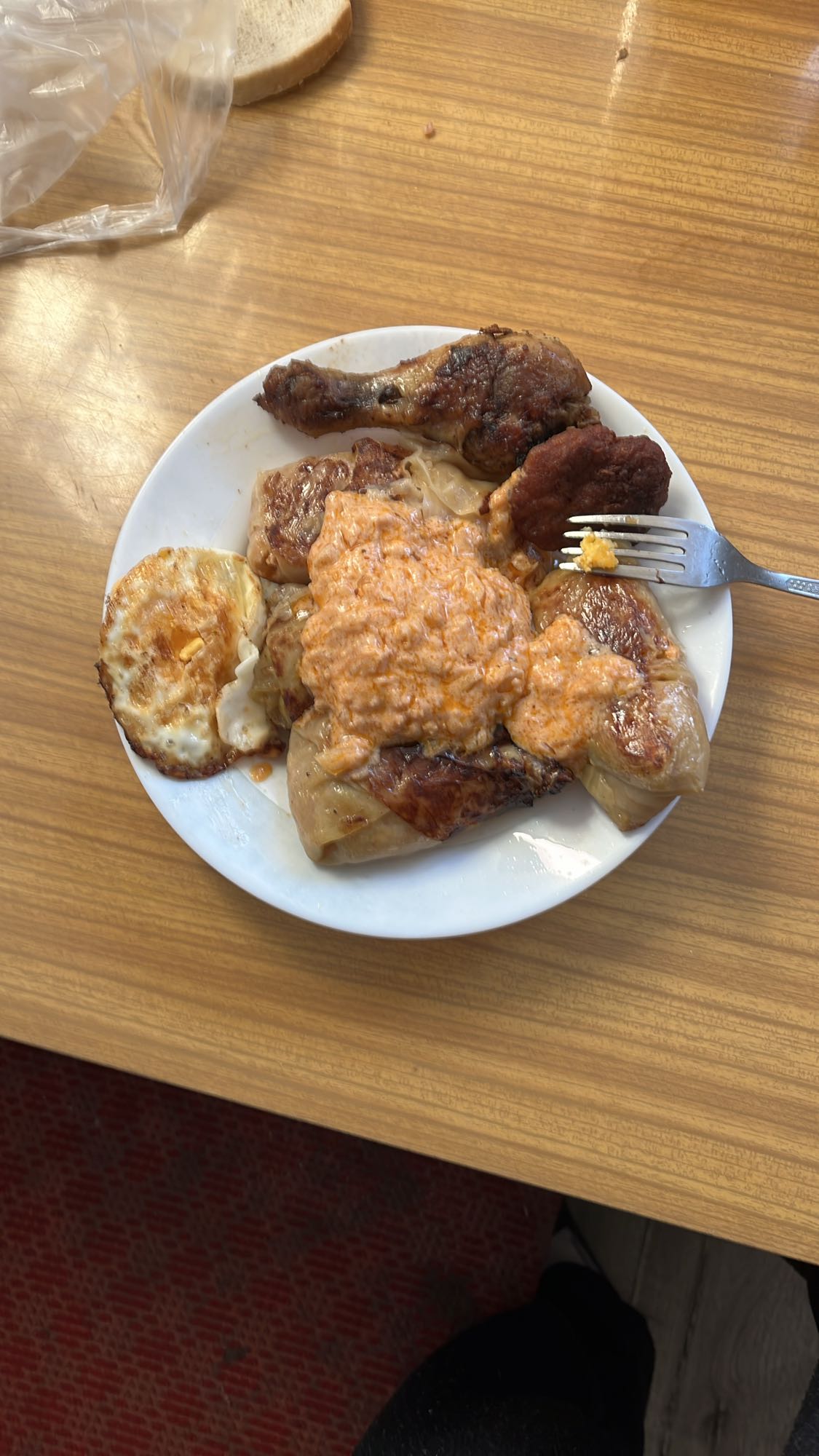 Голубці з м’ясом та курка