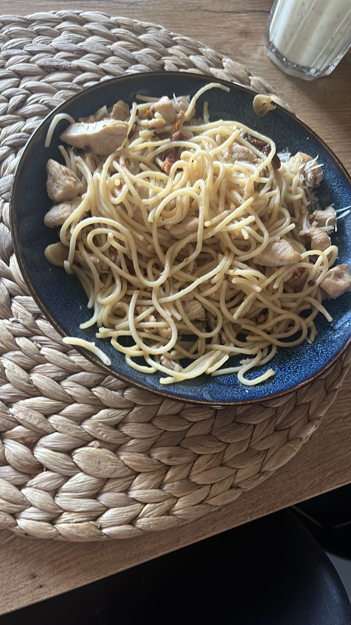 Spaghetti z kurczakiem