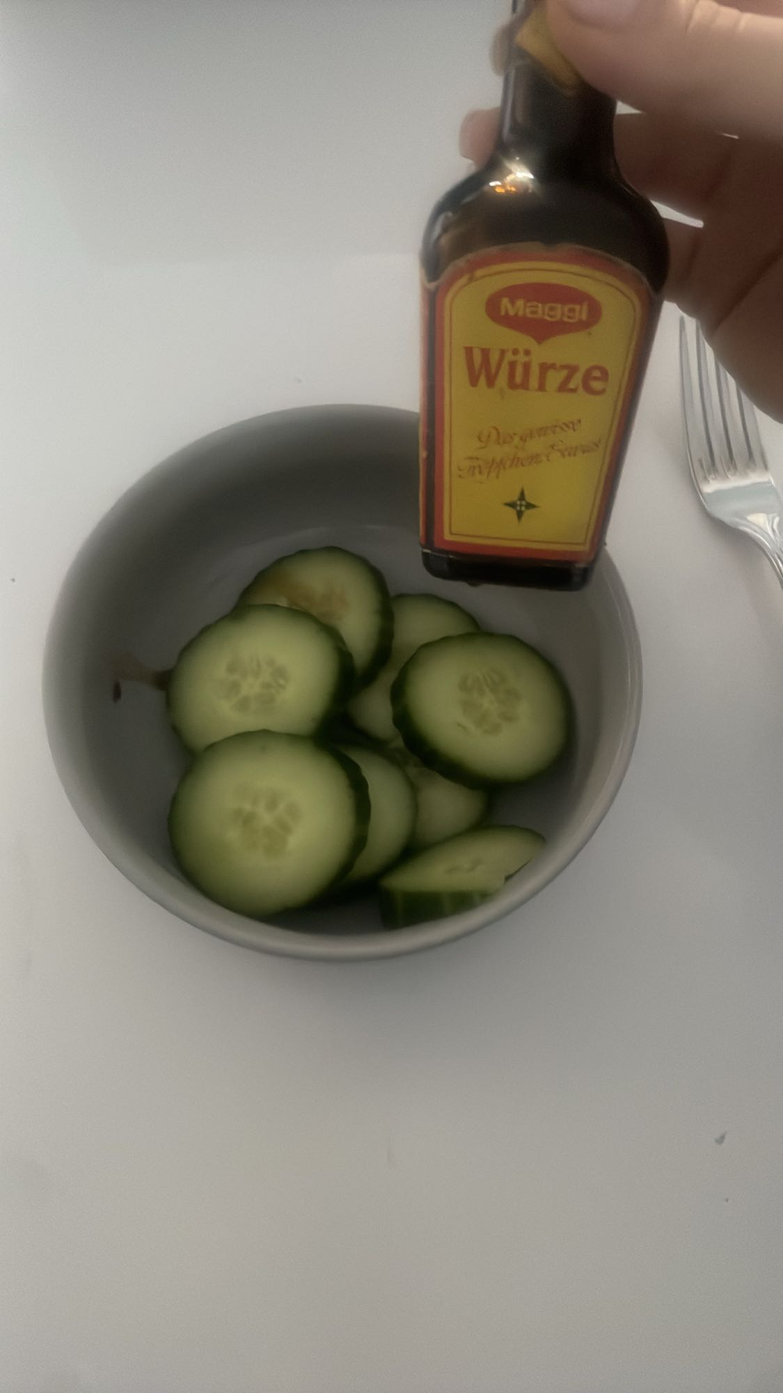 Gurkensalat mit Würze