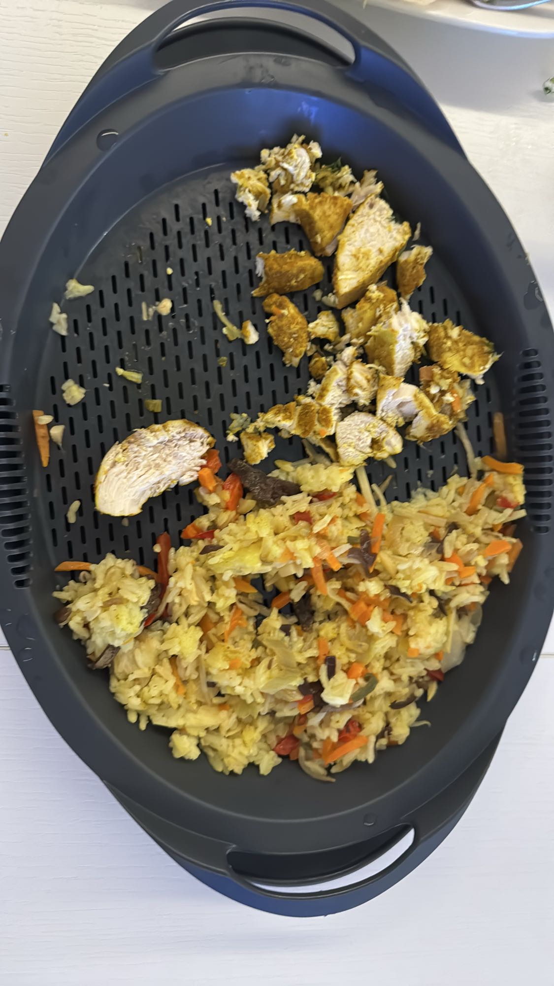 Kurczak z ryżem i warzywami