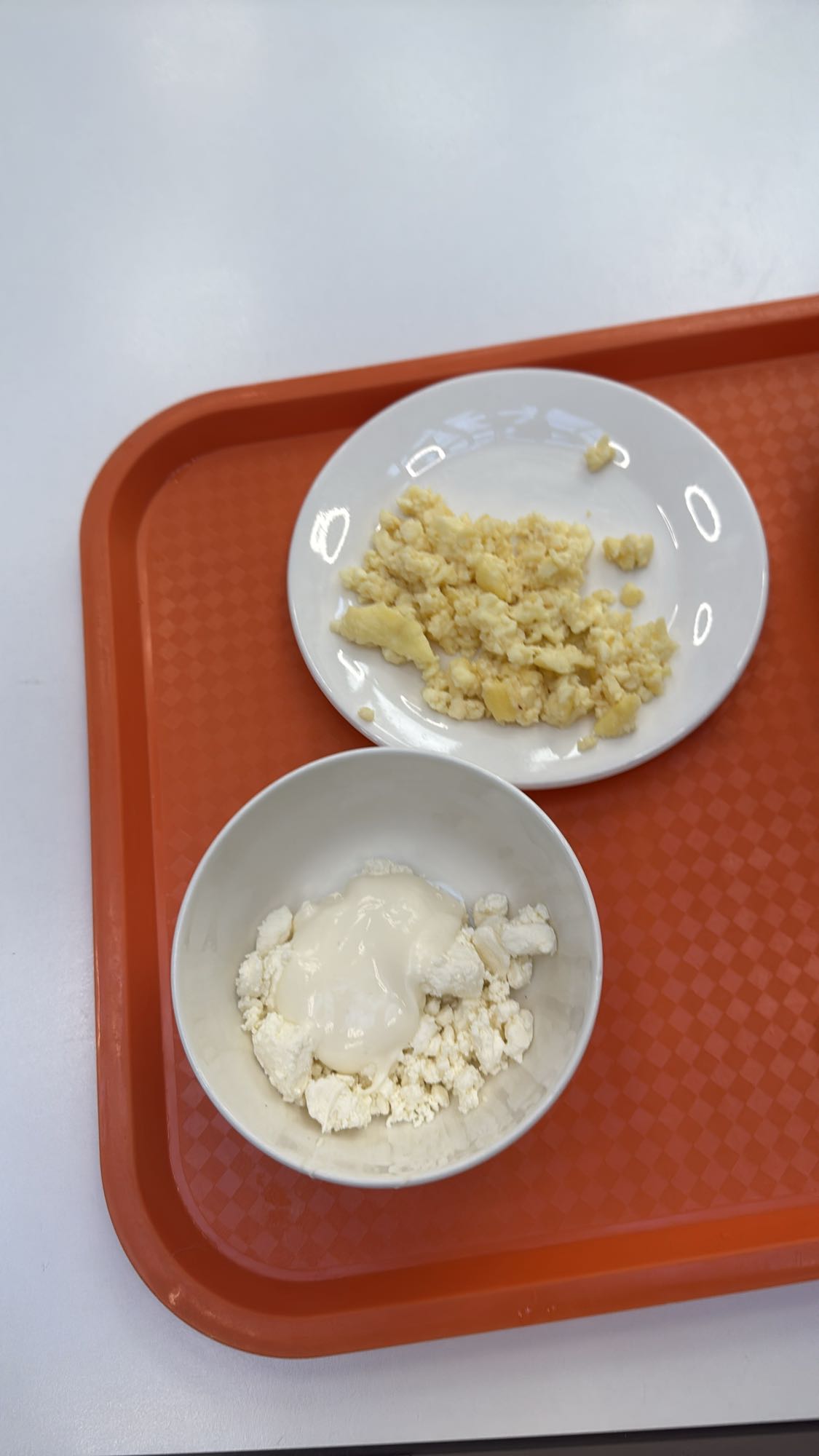 Scrambled Eggs & Cottage Cheese
