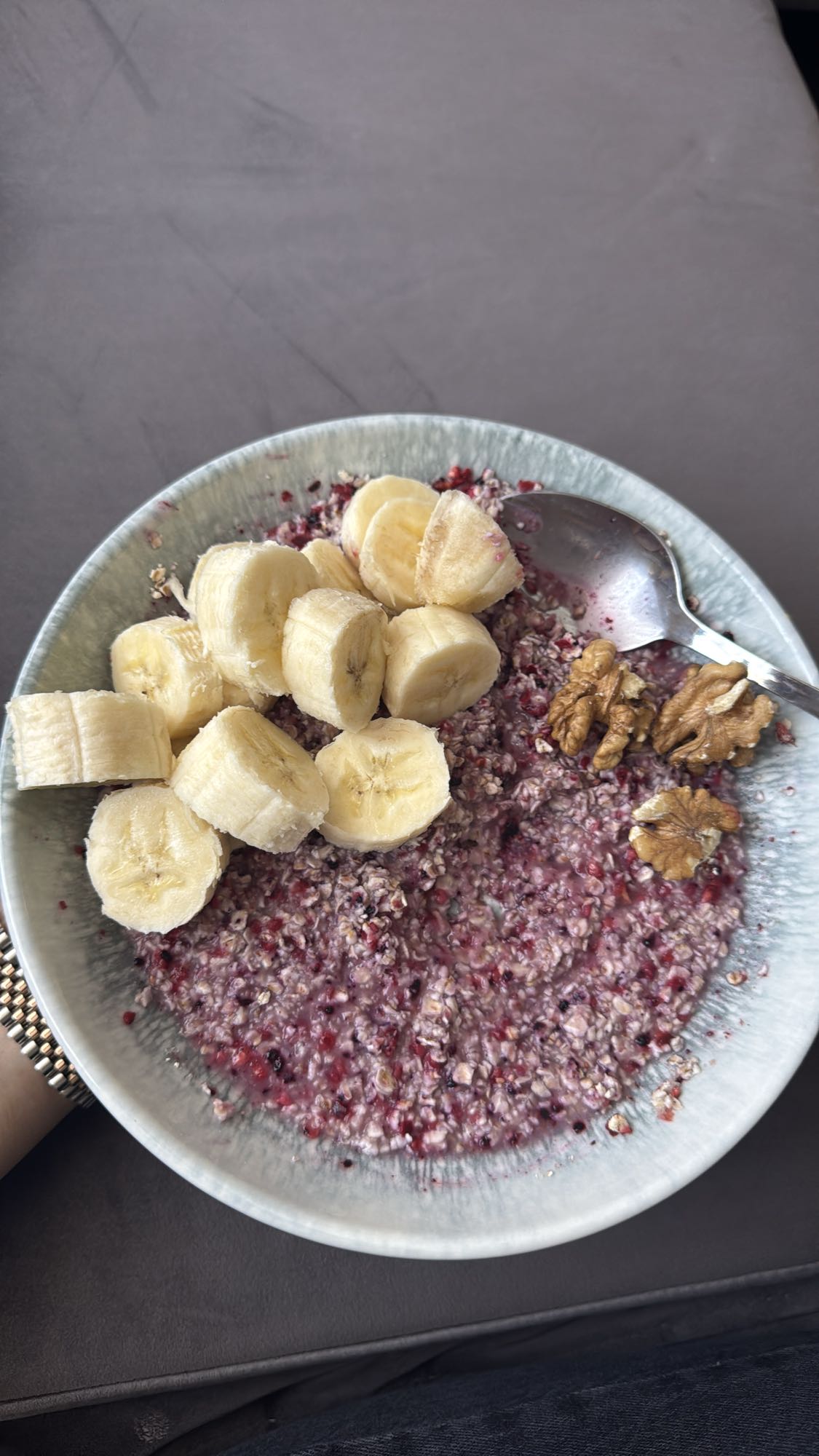 Berry Oatmeal with Banana
