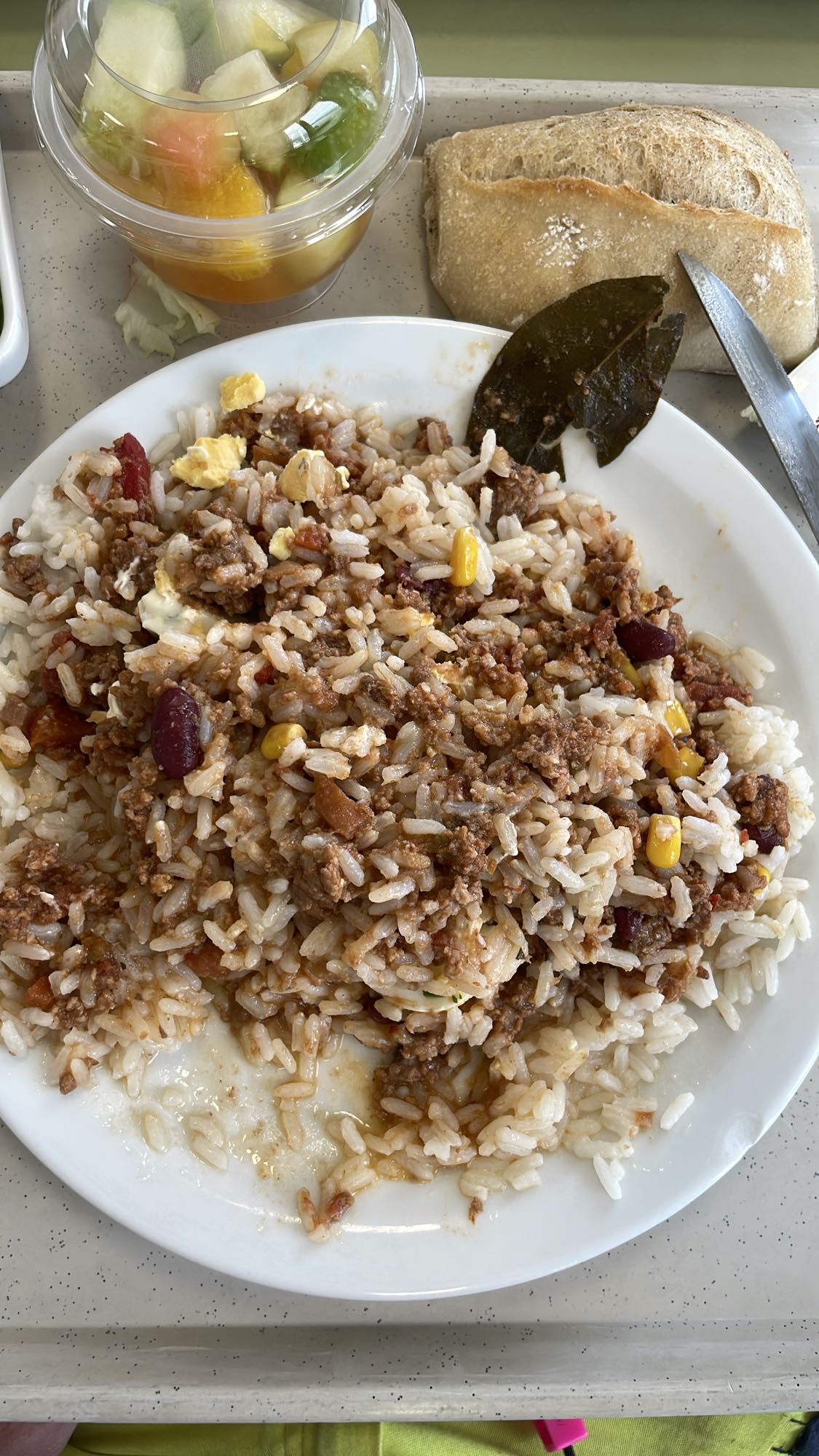 Riz à la viande épicée