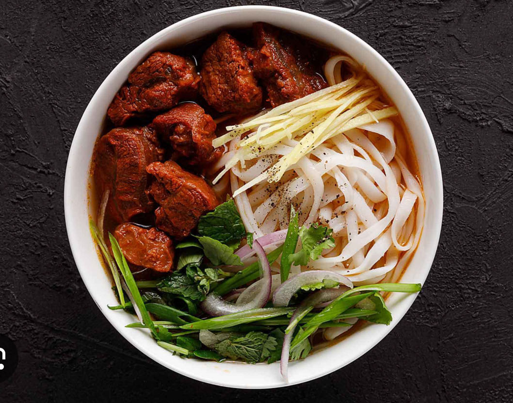 Говяжий суп с лапшой