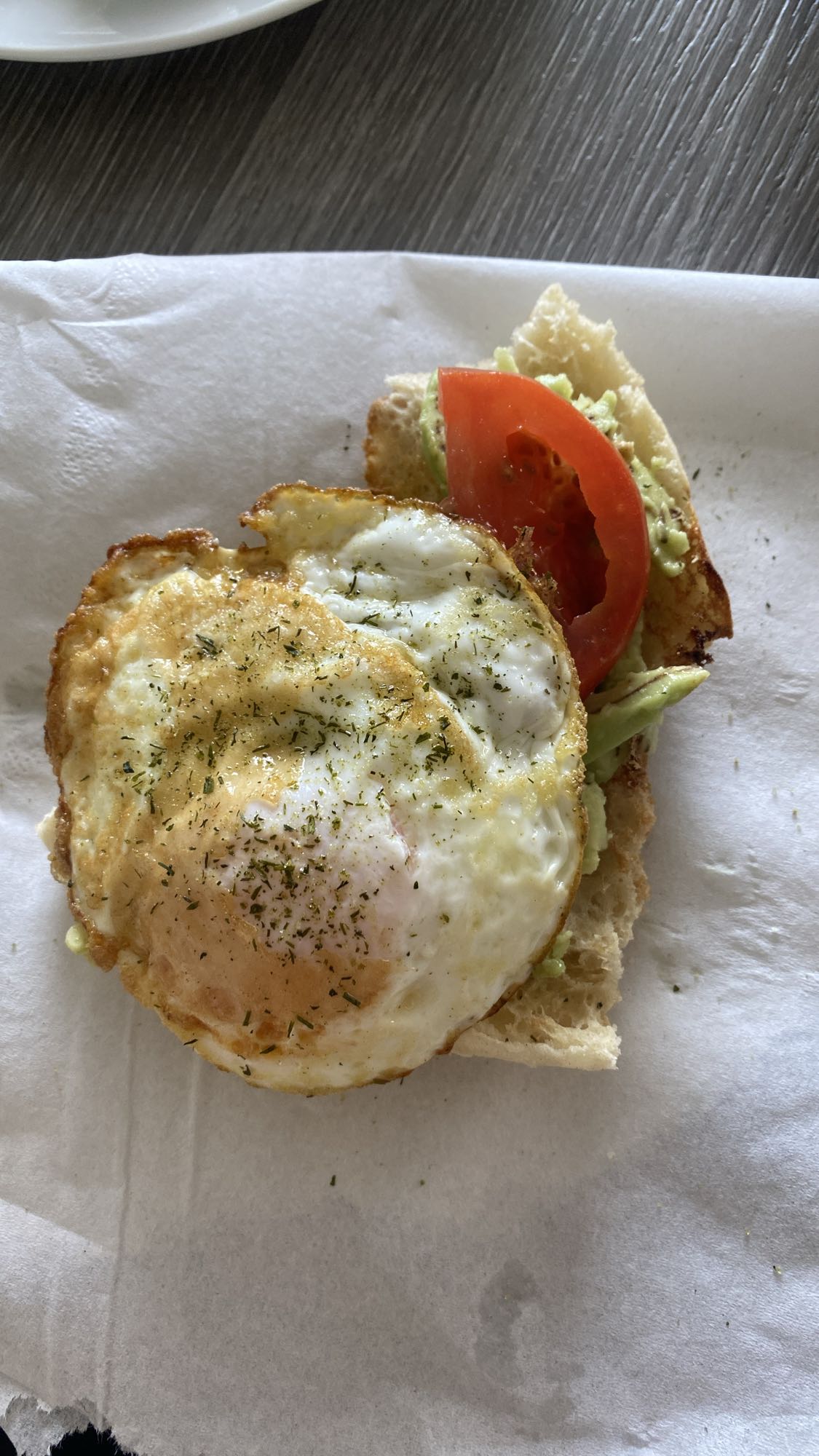 Avokadotoast med ägg