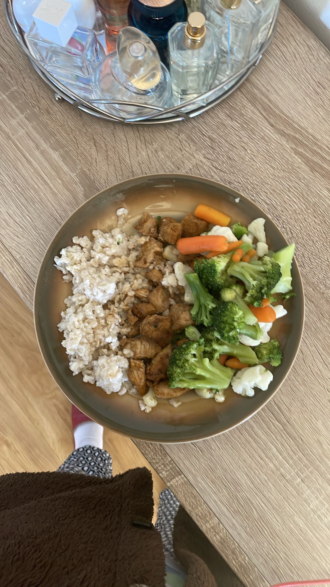 Kurczak z ryżem i warzywami