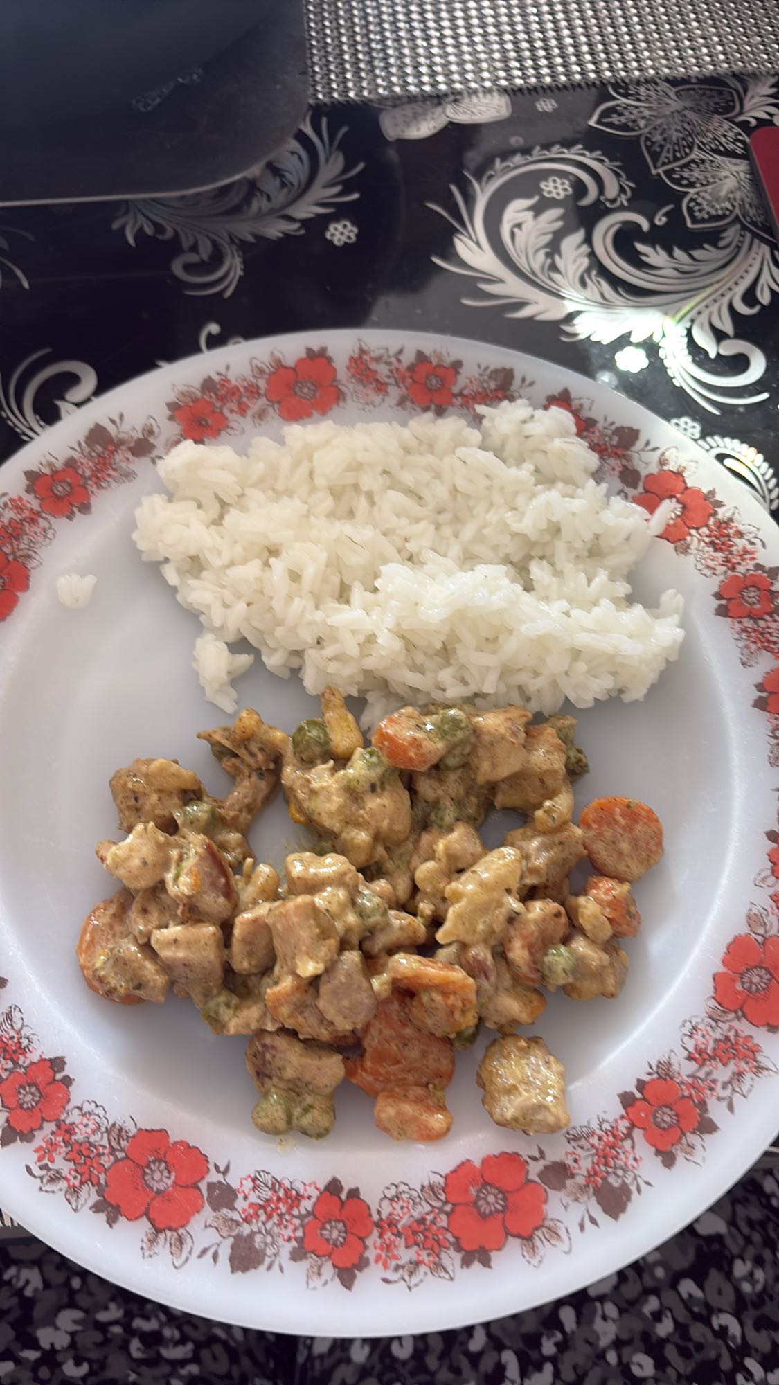 Tejszínes csirkemell rizzsel