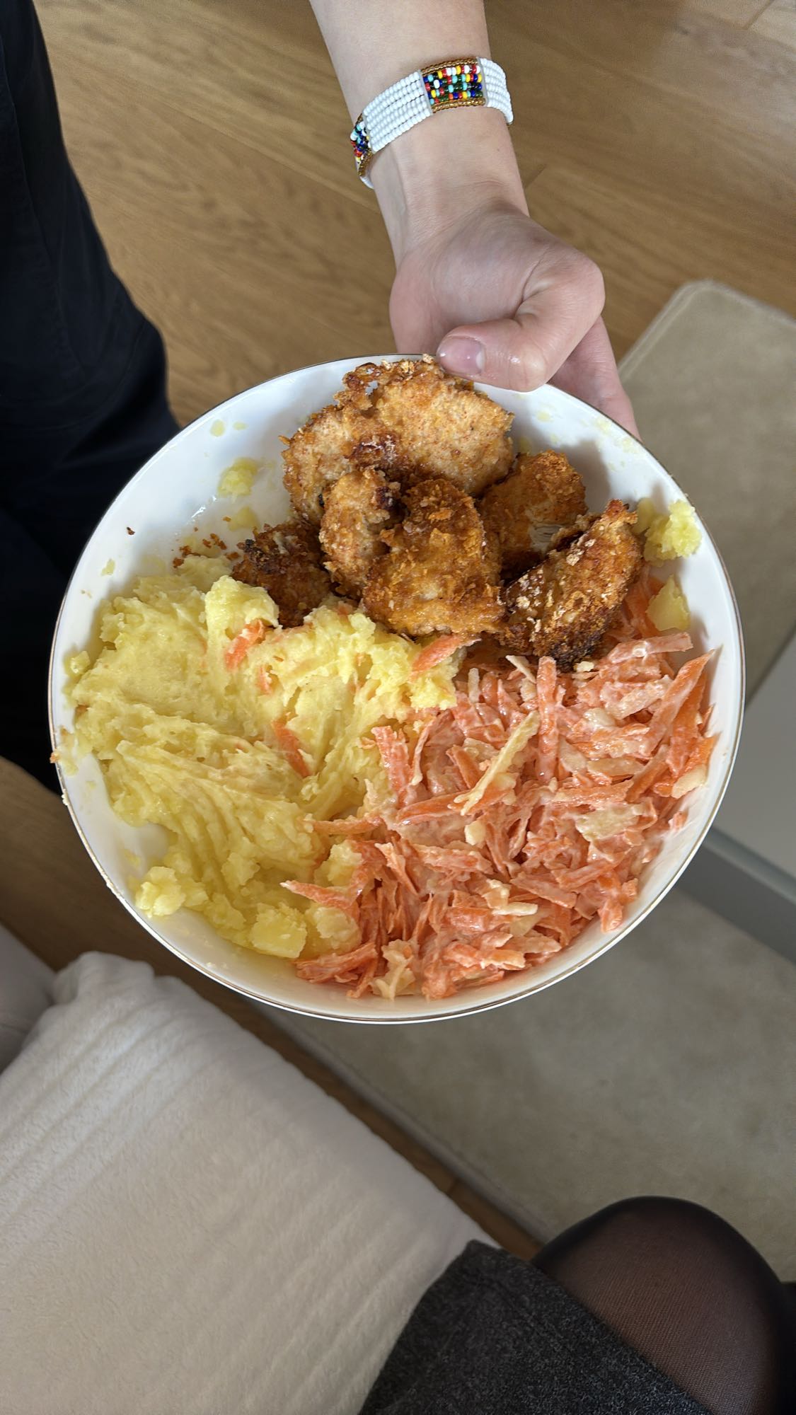 Kotletki z puree i surówką