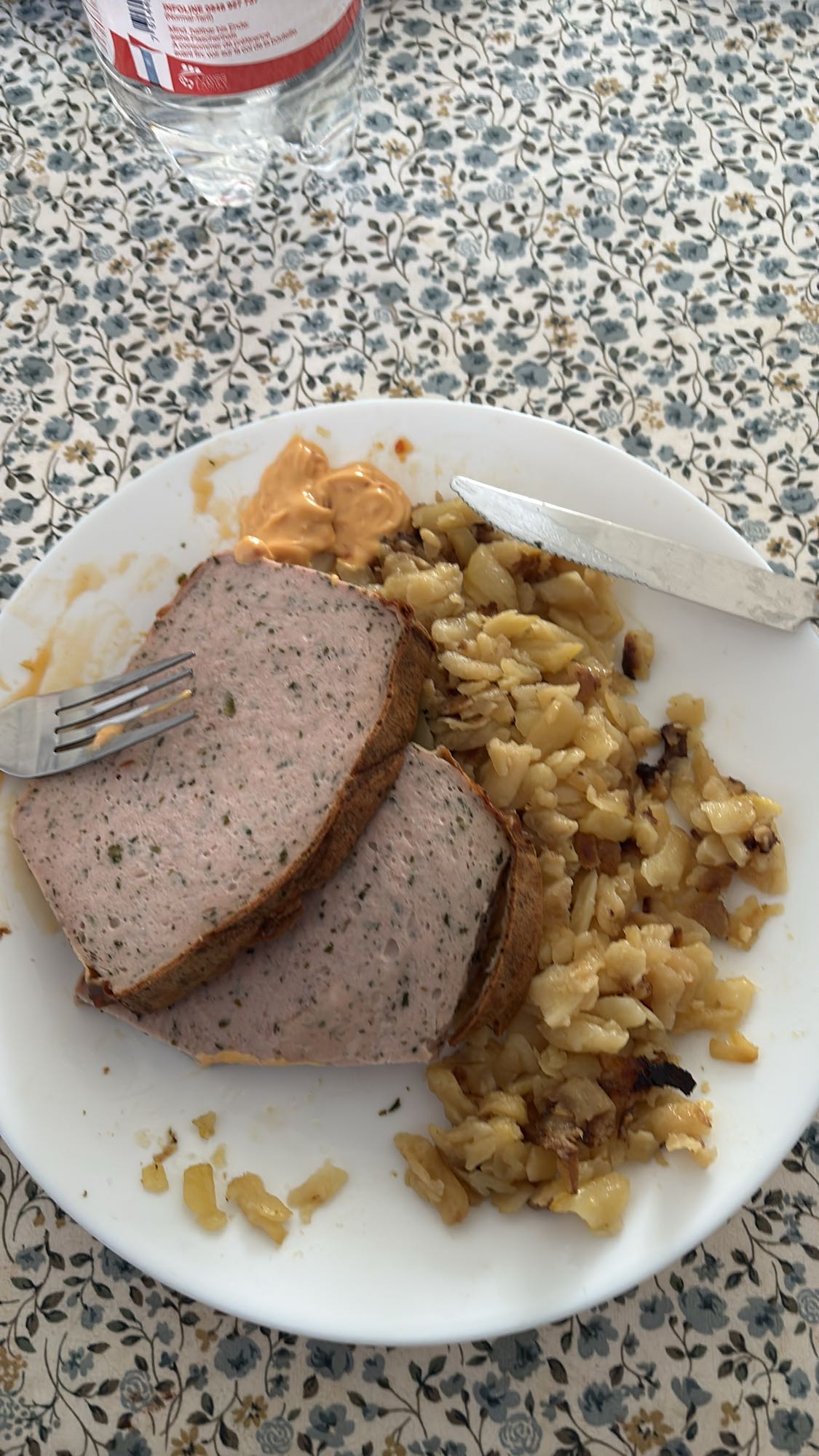 Leberkäse mit Bratkartoffeln
