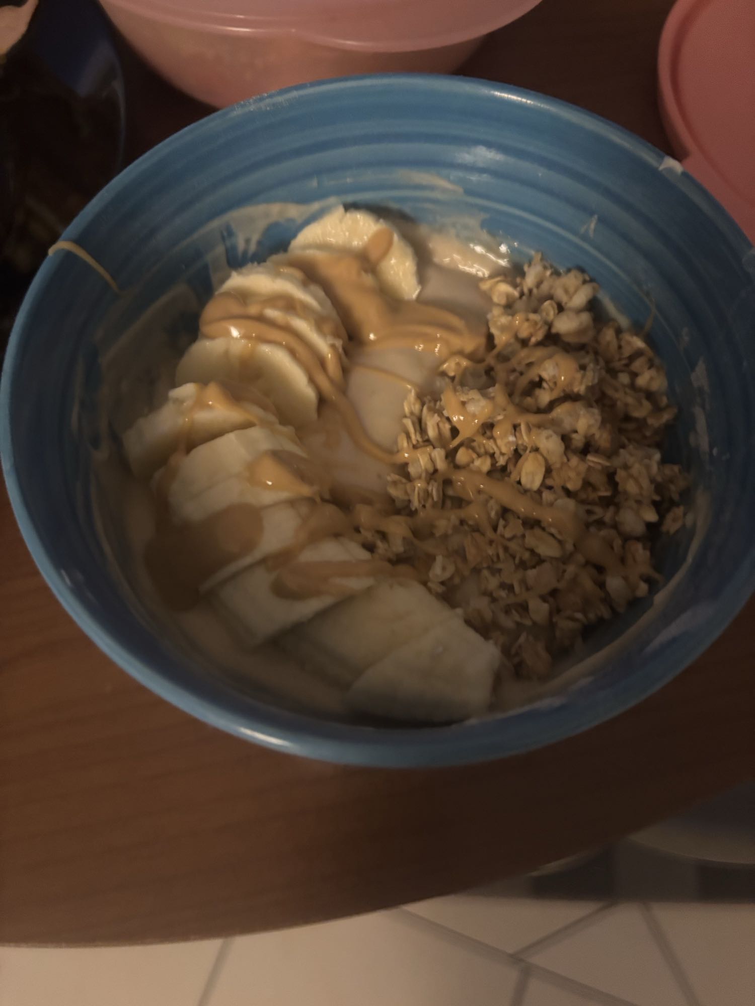 Bol de yaourt et granola