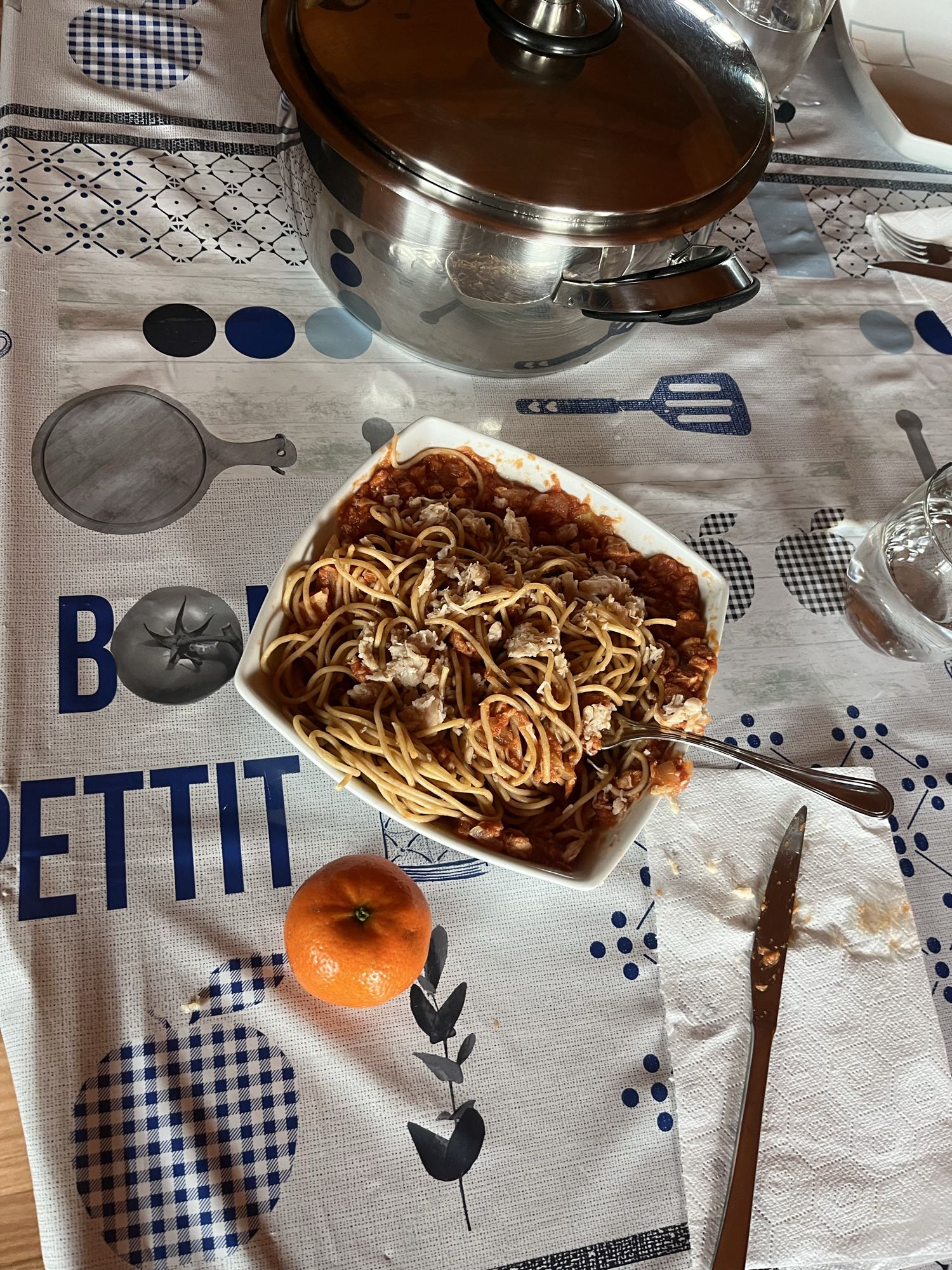 Espaguetis con salsa de carne