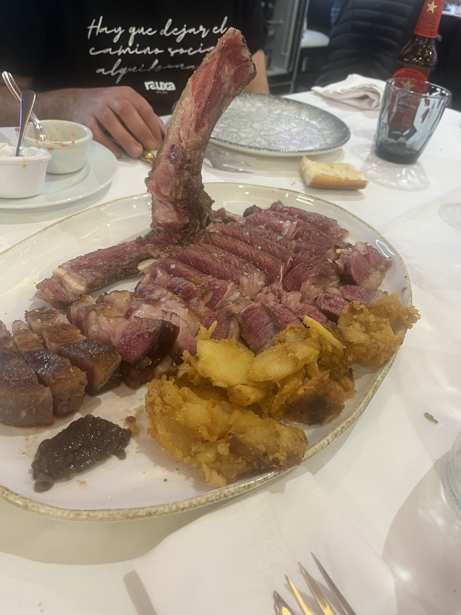 Chuletón con patatas