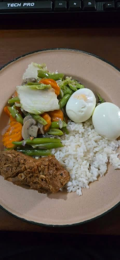 Boiled Eggs with Rice