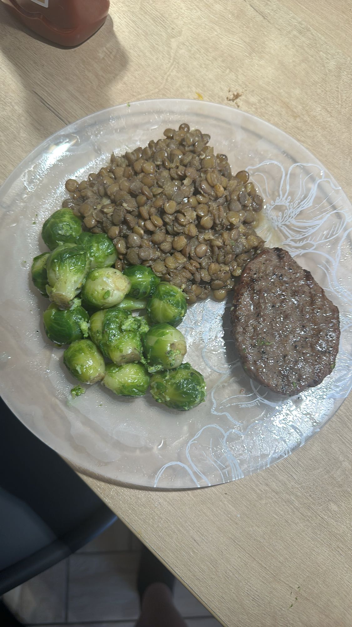 Говяжья котлета с гарниром