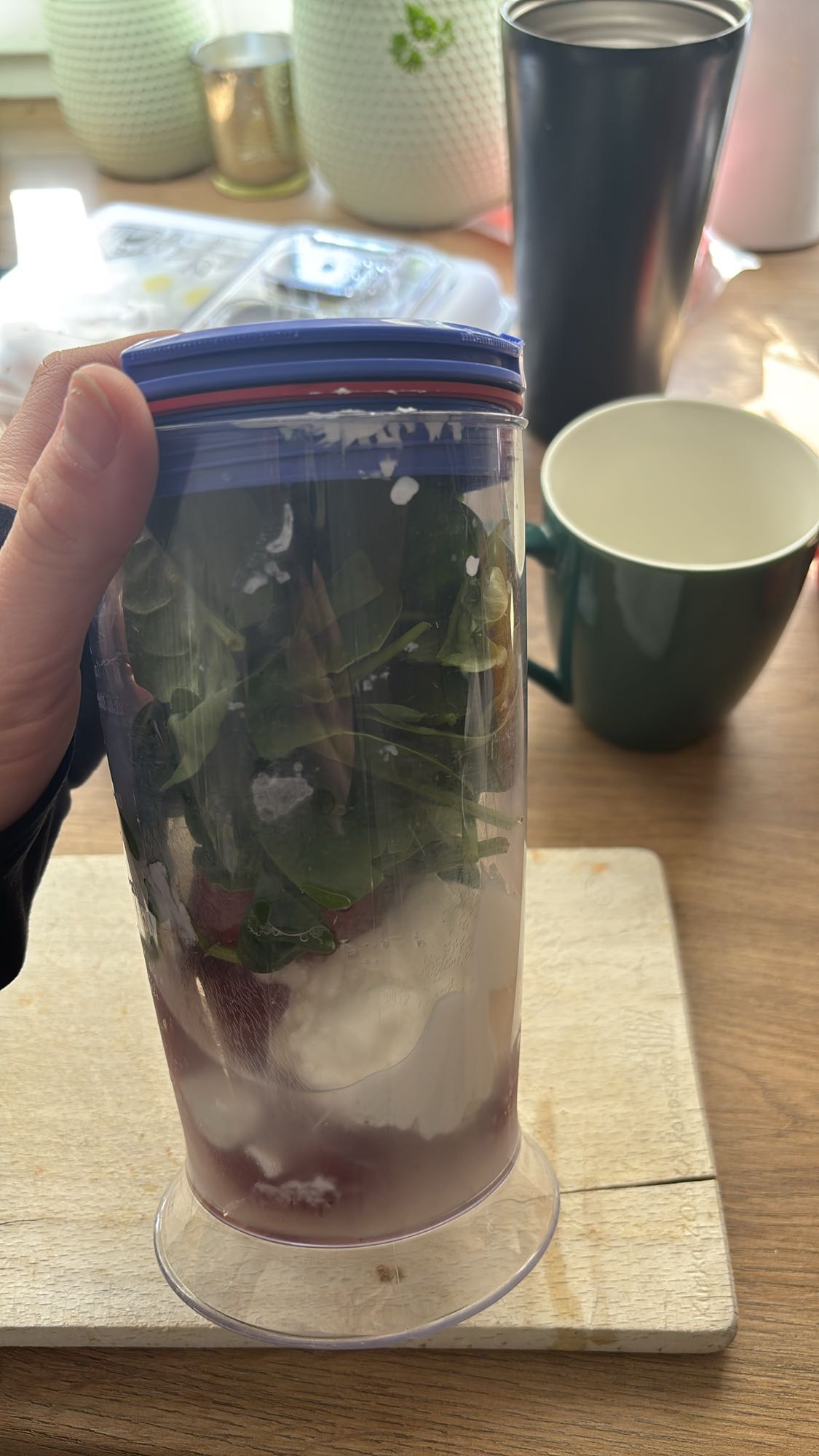 Berry Spinach Smoothie