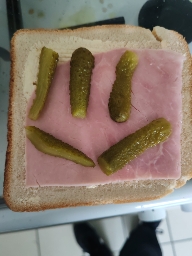 Sandwich jambon cornichons