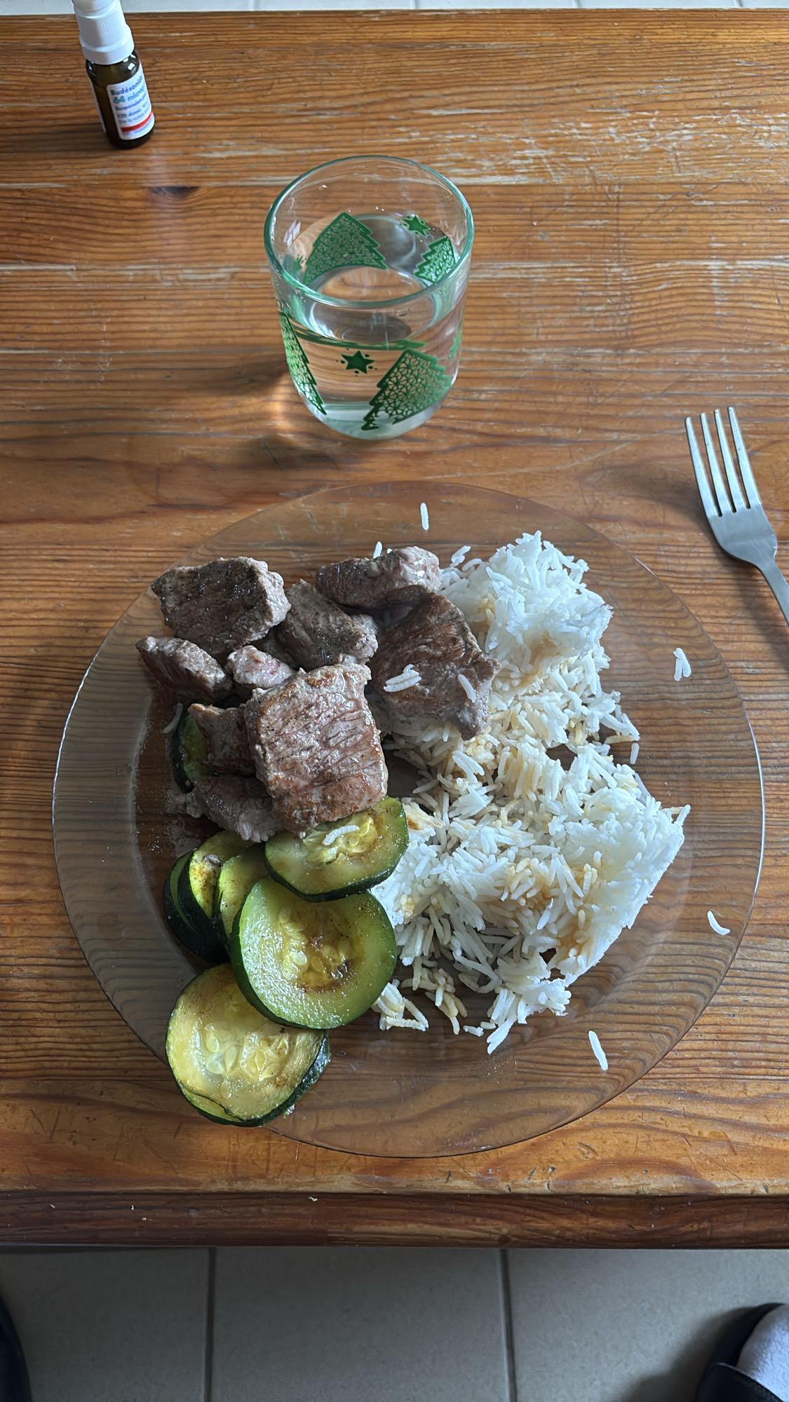 Bœuf avec riz et courgettes