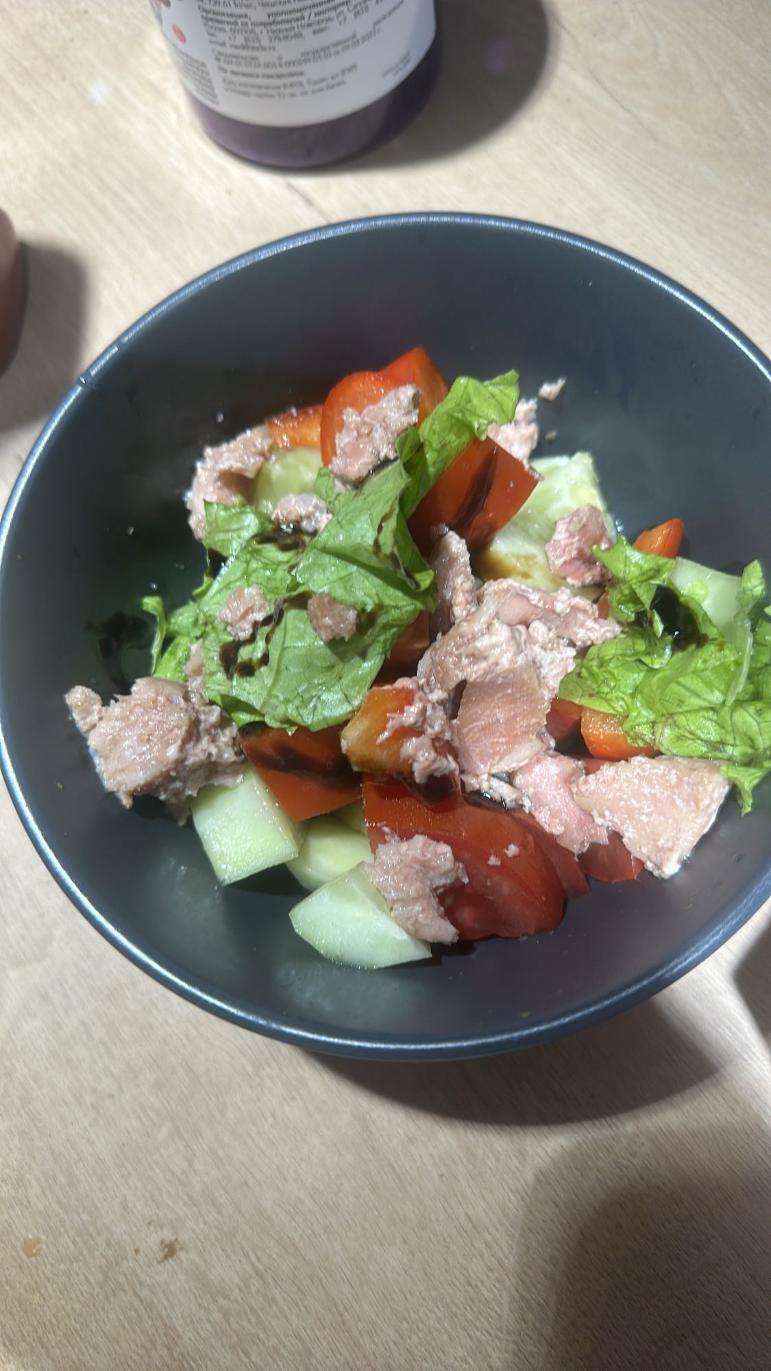 Салат с тунцом