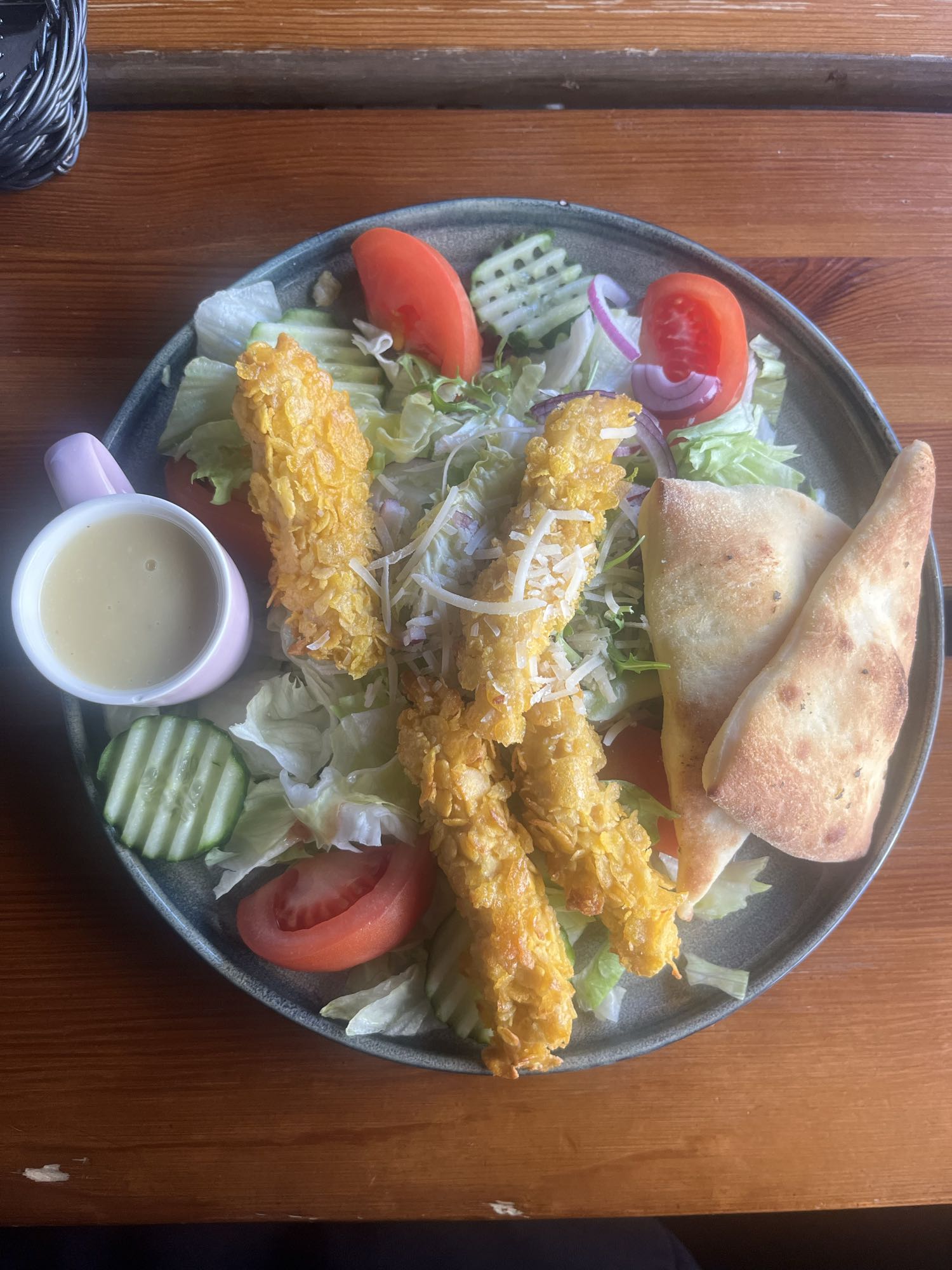 Sałatka z kurczakiem