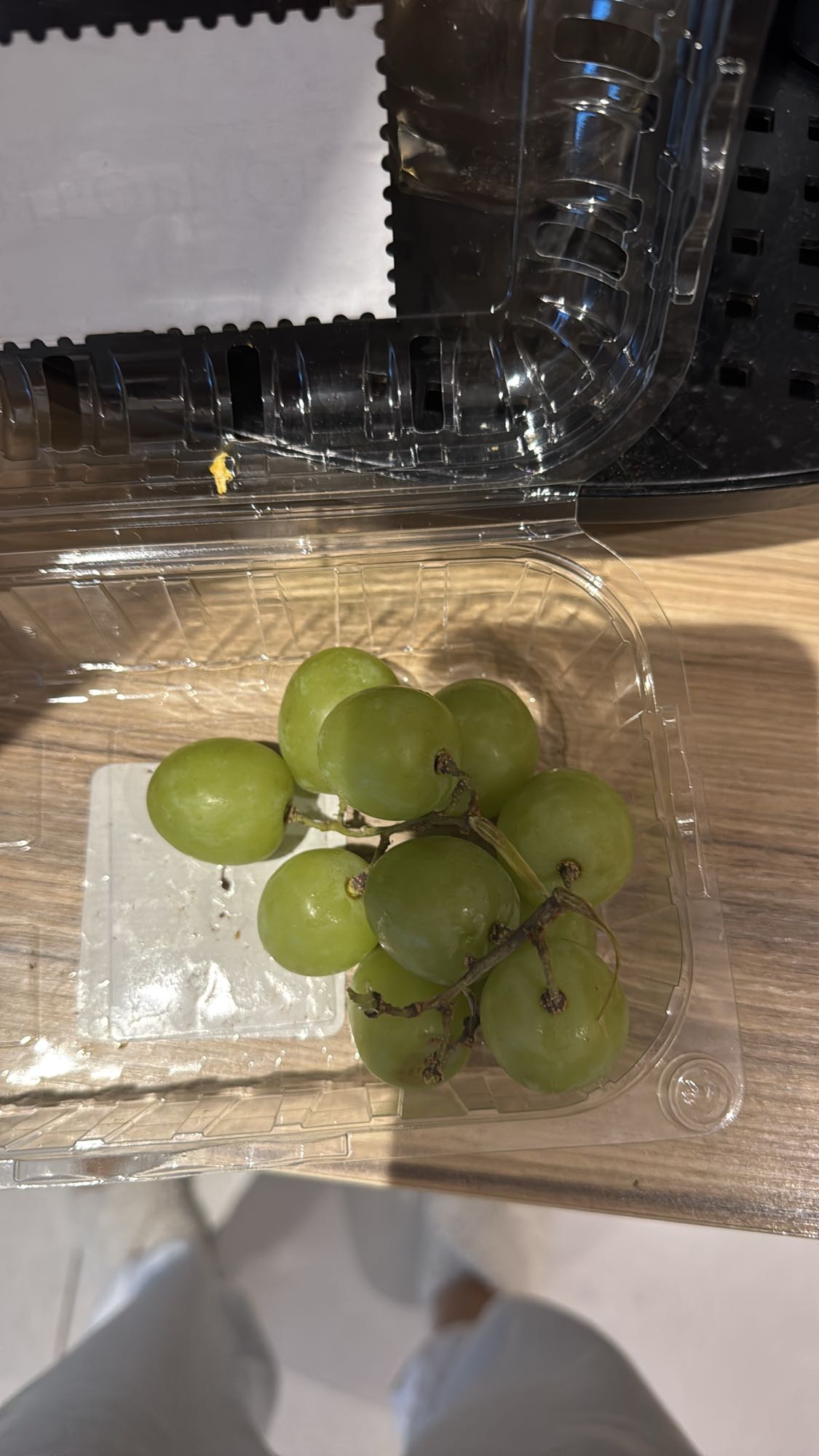 Зеленый виноград