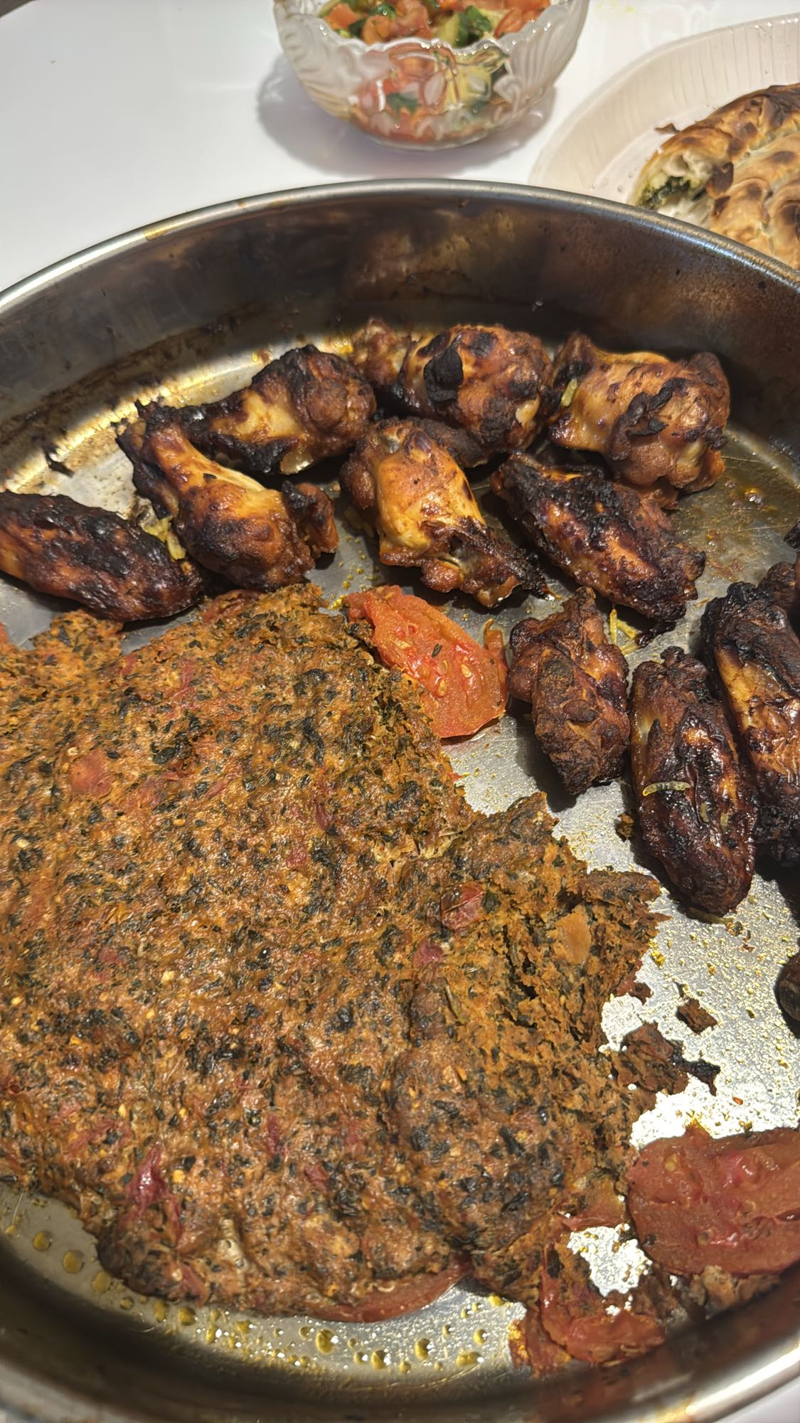 Gegrillte Hähnchenflügel