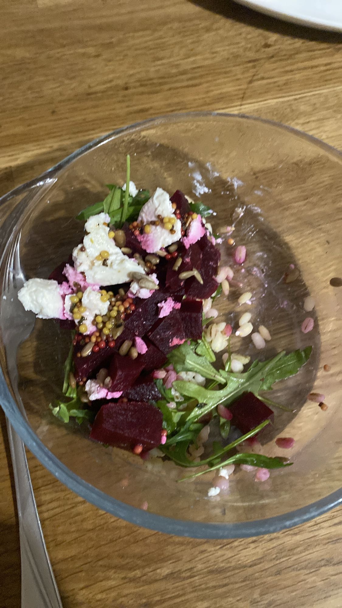 Sałatka z burakiem i fetą
