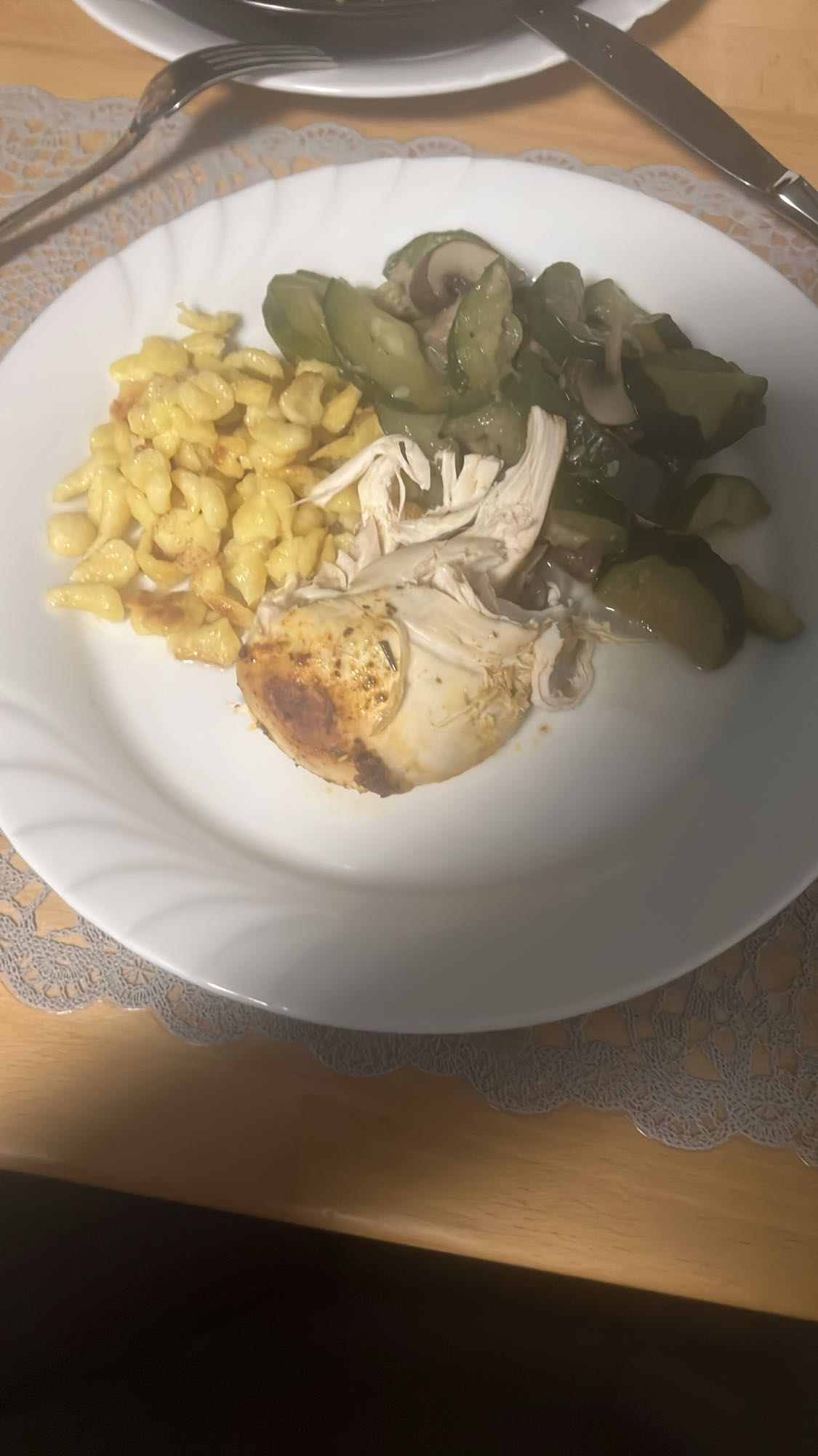 Hähnchen mit Spätzle