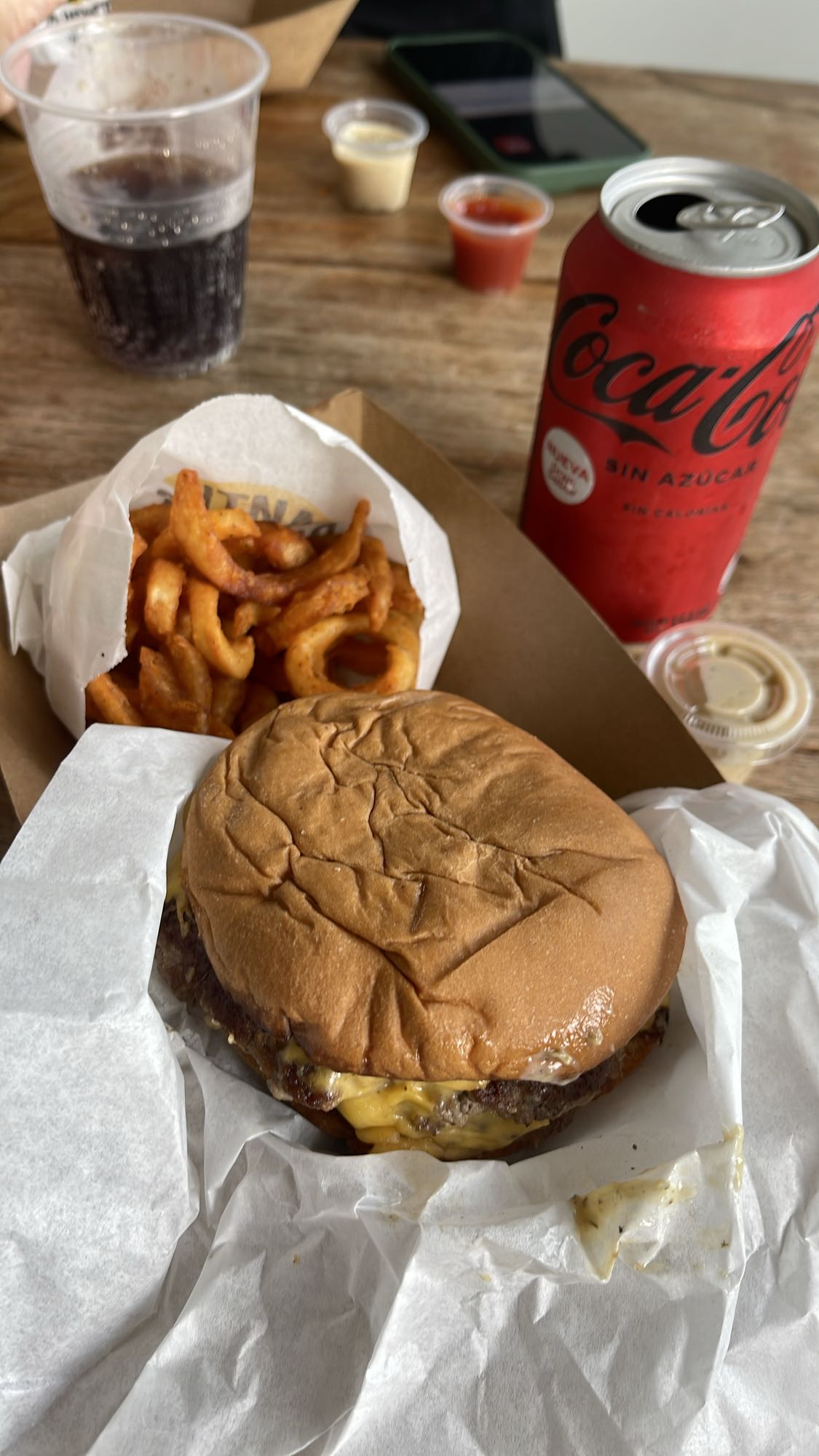 Hamburguesa con papas