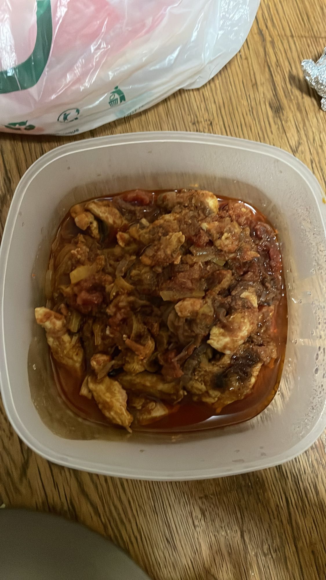 Geschmortes Hähnchen