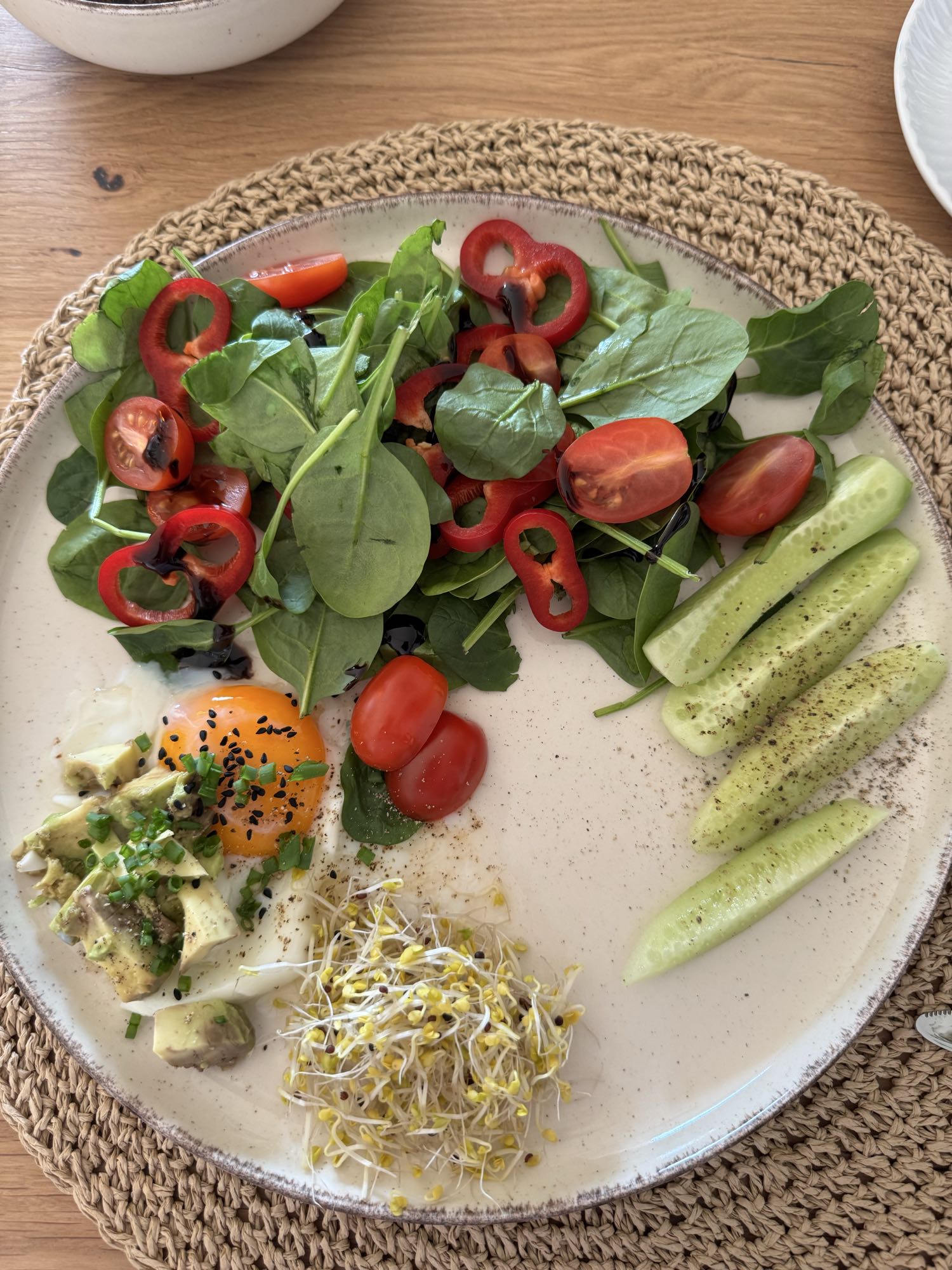 Zdrowa sałatka z jajkiem