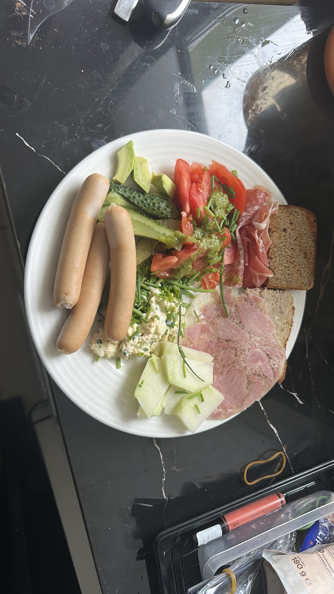 Śniadanie białkowo-tłuszczowe