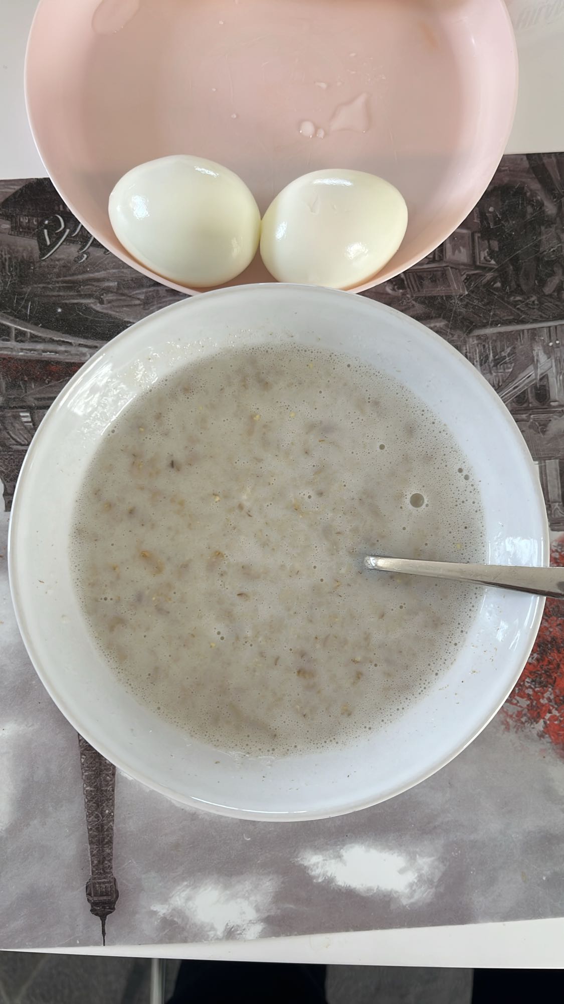 Havregrynsgröt med ägg