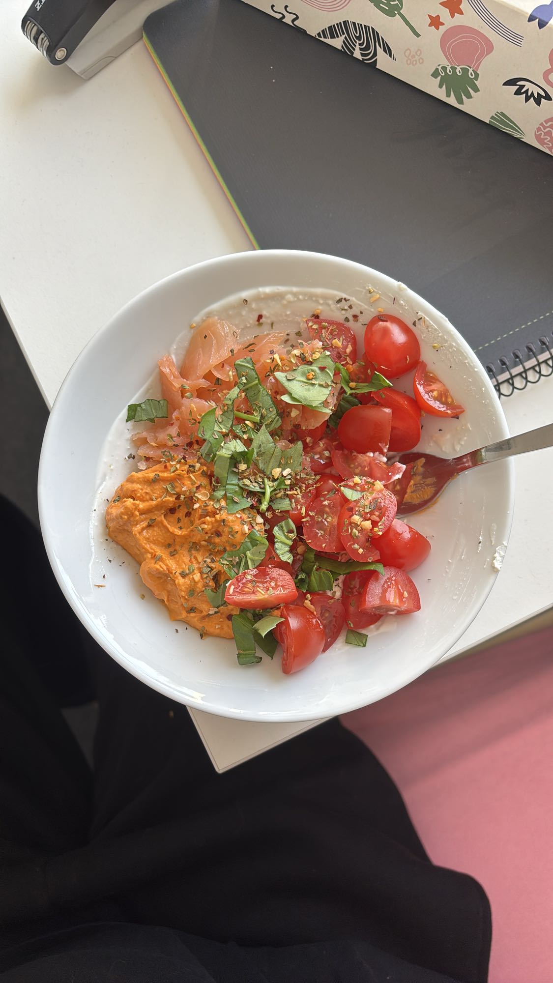 Salmon and Tomato Bowl