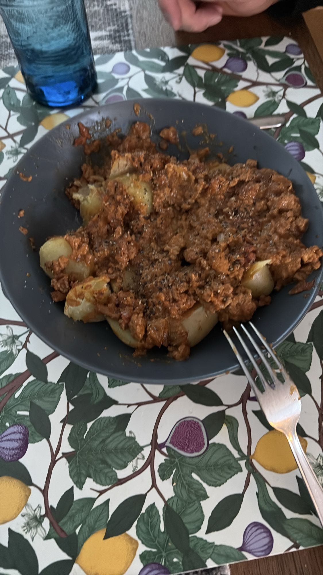Potatis med köttfärssås