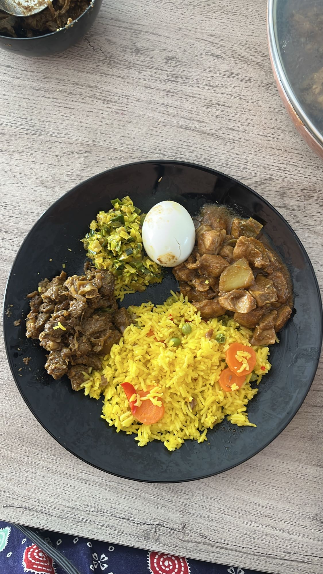 Riz au curry avec viande
