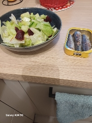 Salade et sardines