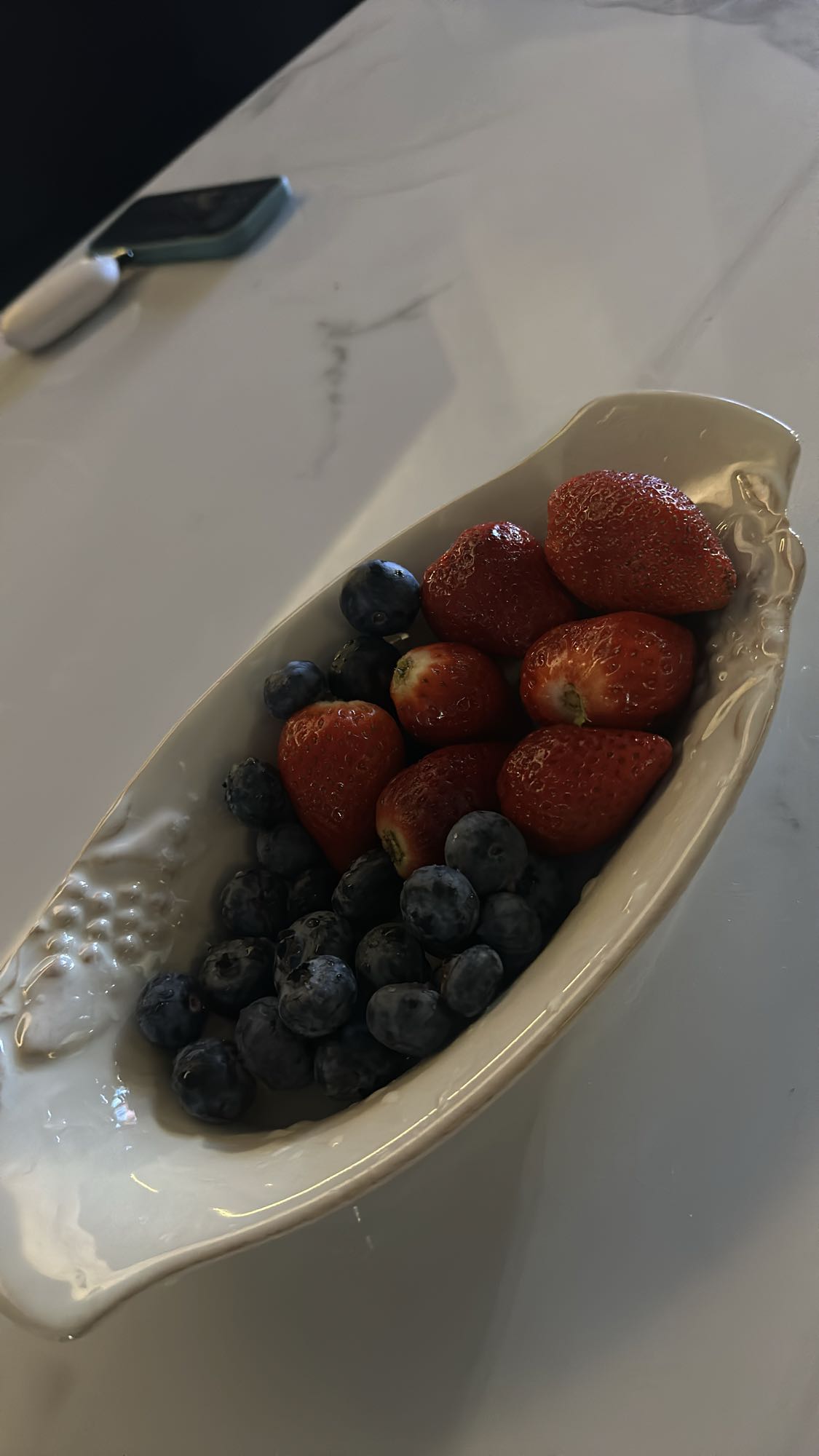 Ягодный микс с йогуртом