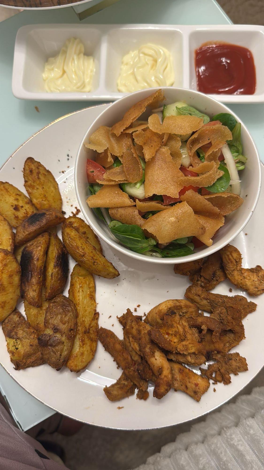 Grilled Chicken with Salad