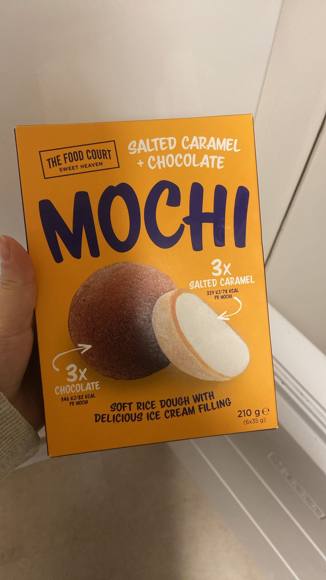 Salted Caramel & Chocolate Mochi