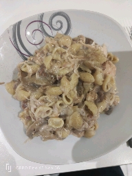 Pâtes au poulet et champignons