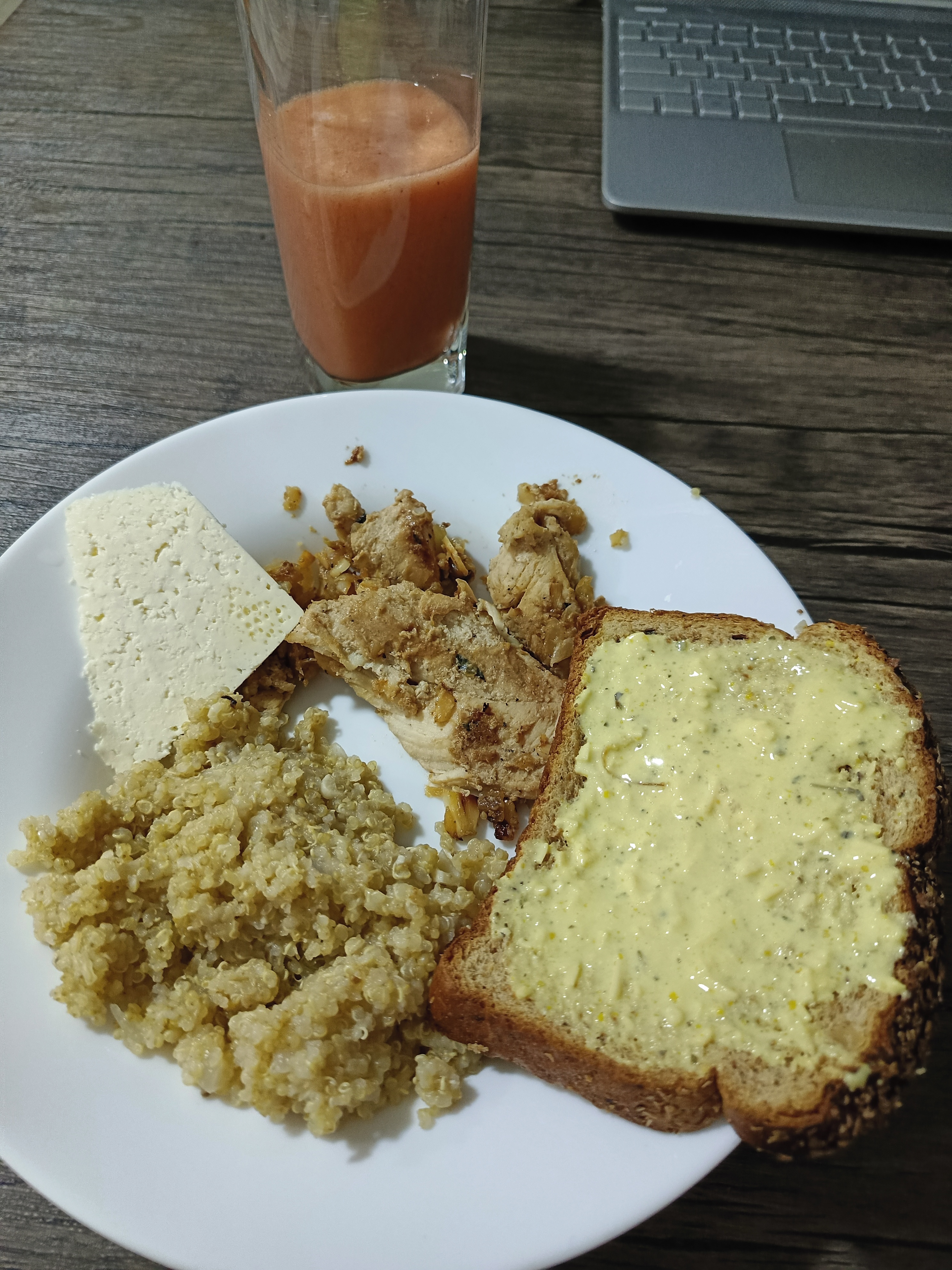 Plato nutritivo con pollo