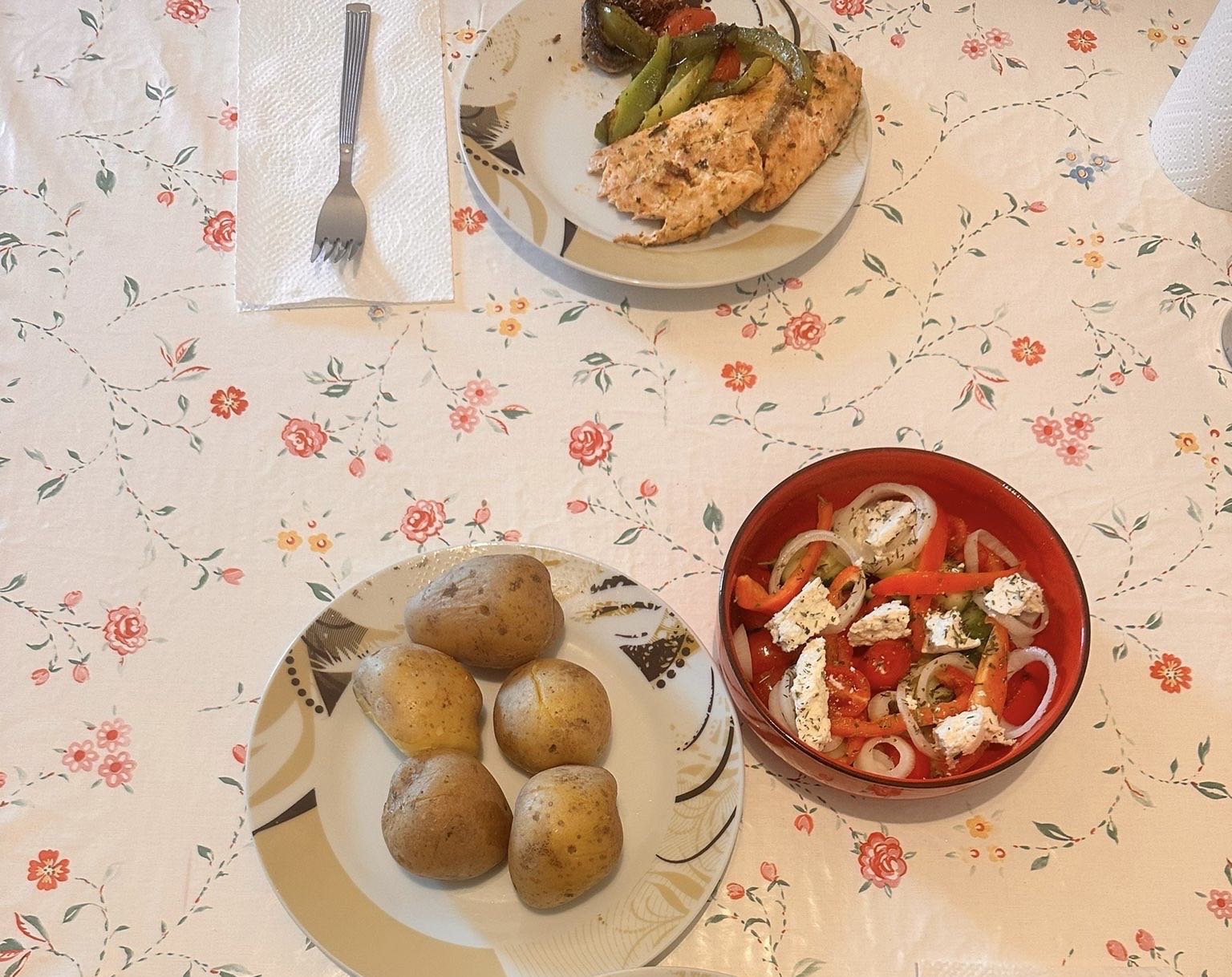 Tavuk ve Sebzeli Yemek