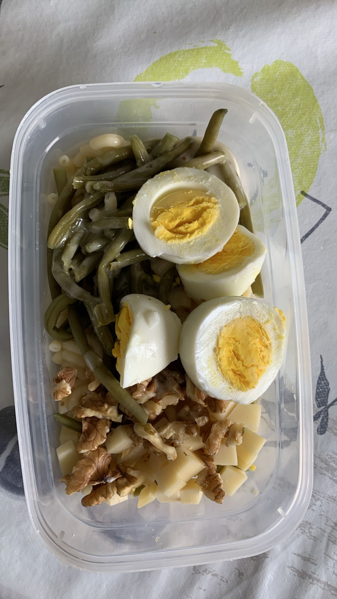 Salade de haricots et œufs