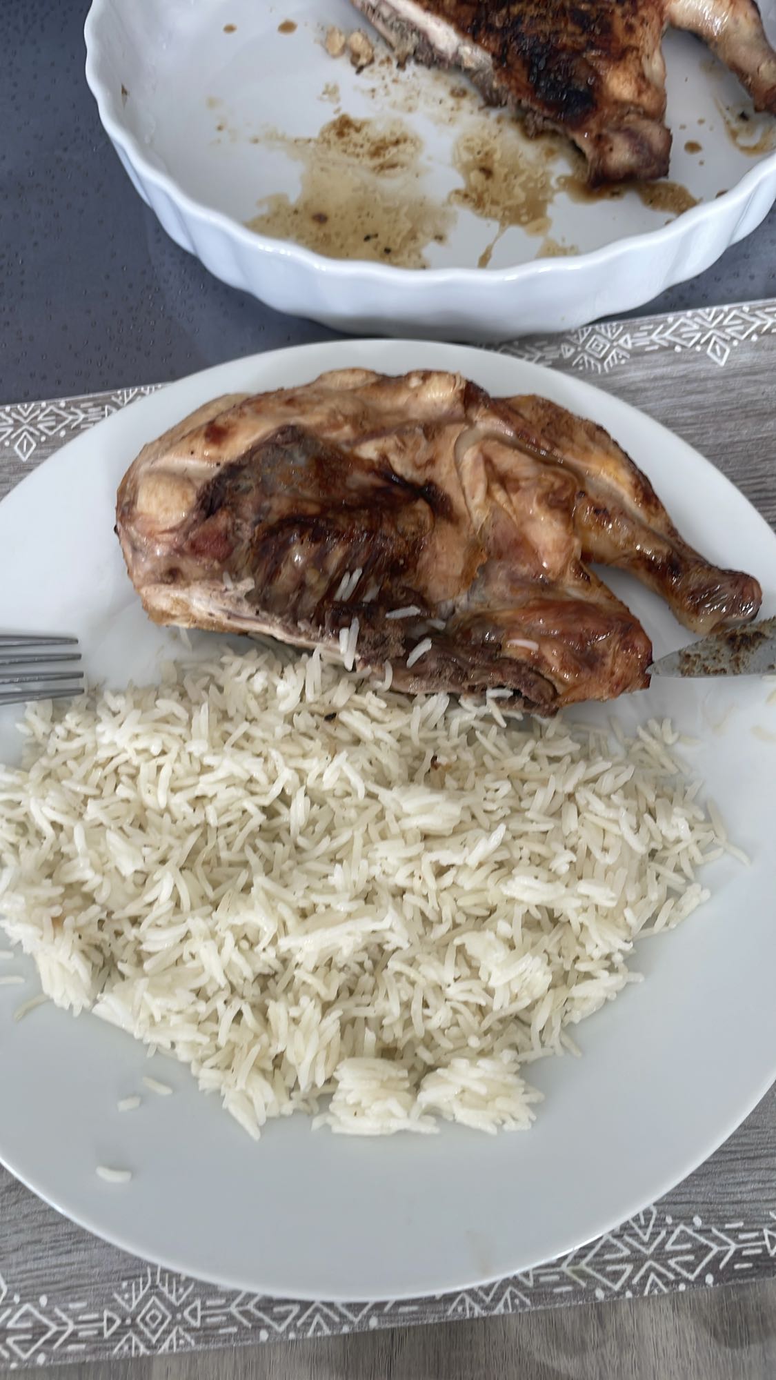 Poulet grillé avec riz