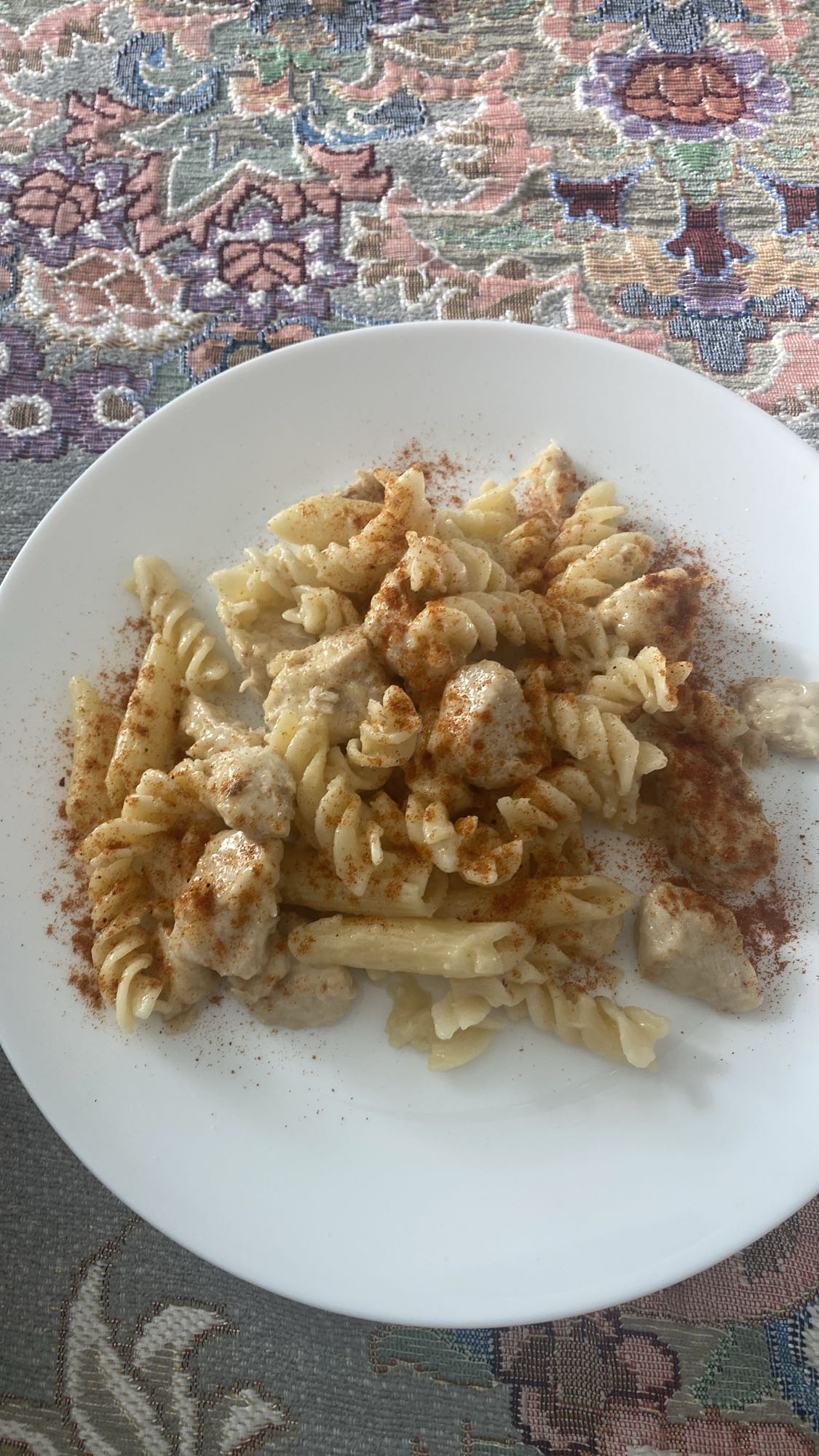Krämig kycklingpasta