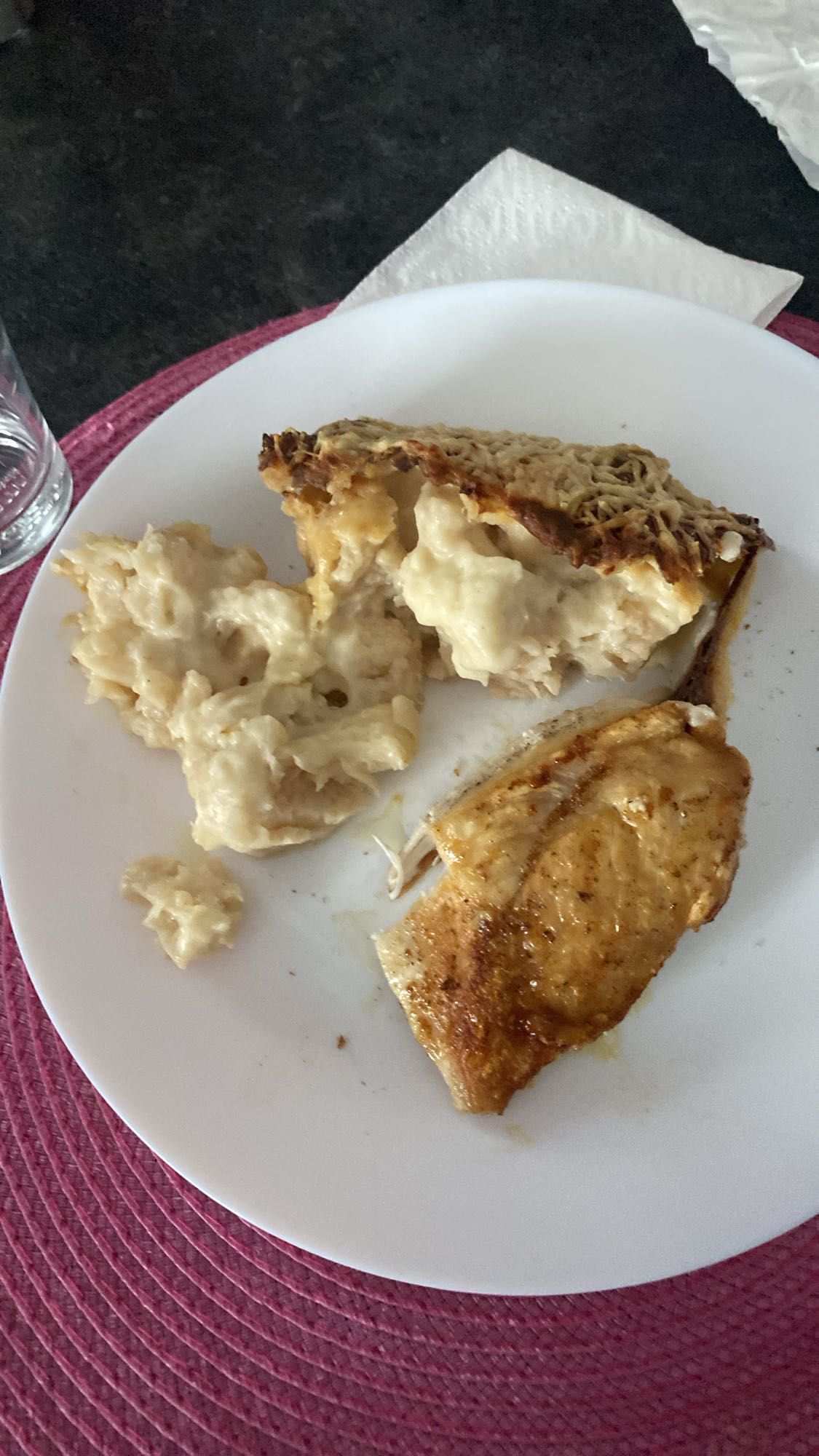 Poulet gratiné aux pâtes